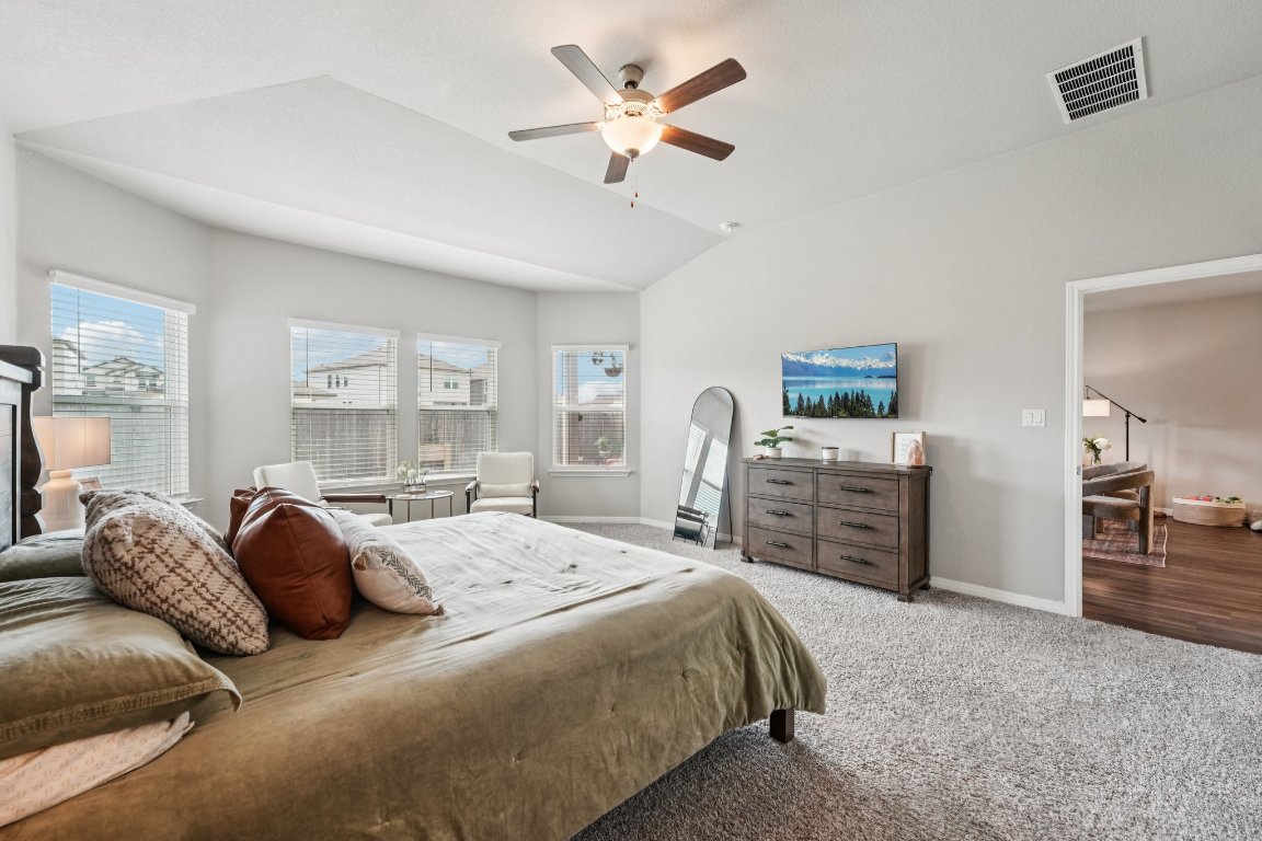 Georgetown, Texas, 78628, United States, 5 Bedrooms Bedrooms, ,3 BathroomsBathrooms,Residential,For Sale,1882830