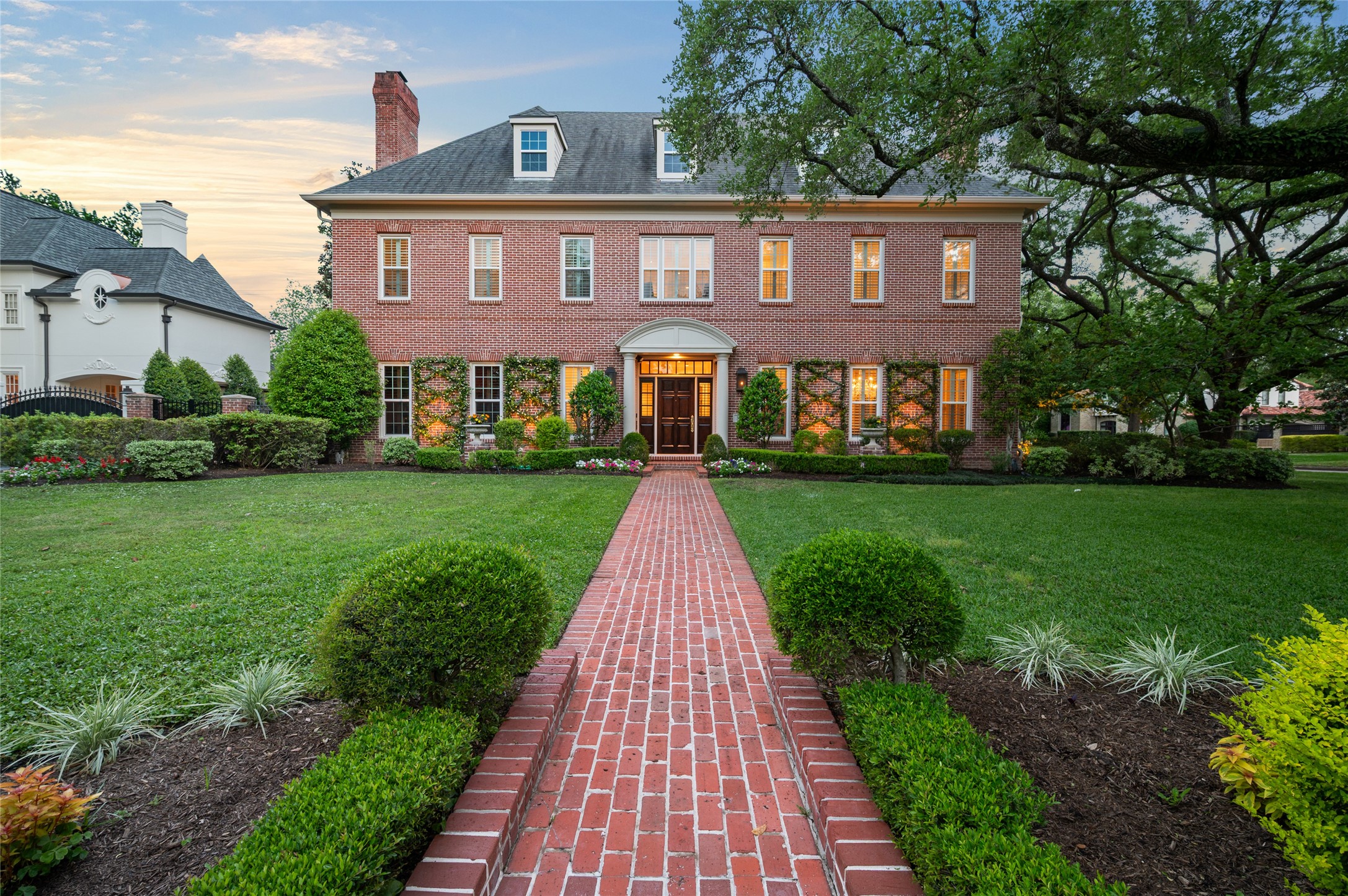  5495 Sugar Hill Drive - 物件實景