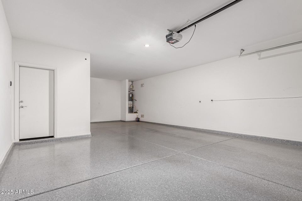 Tolleston, Arizona, 85353, United States, 4 Bedrooms Bedrooms, ,4 BathroomsBathrooms,Residential,For Sale,1975329