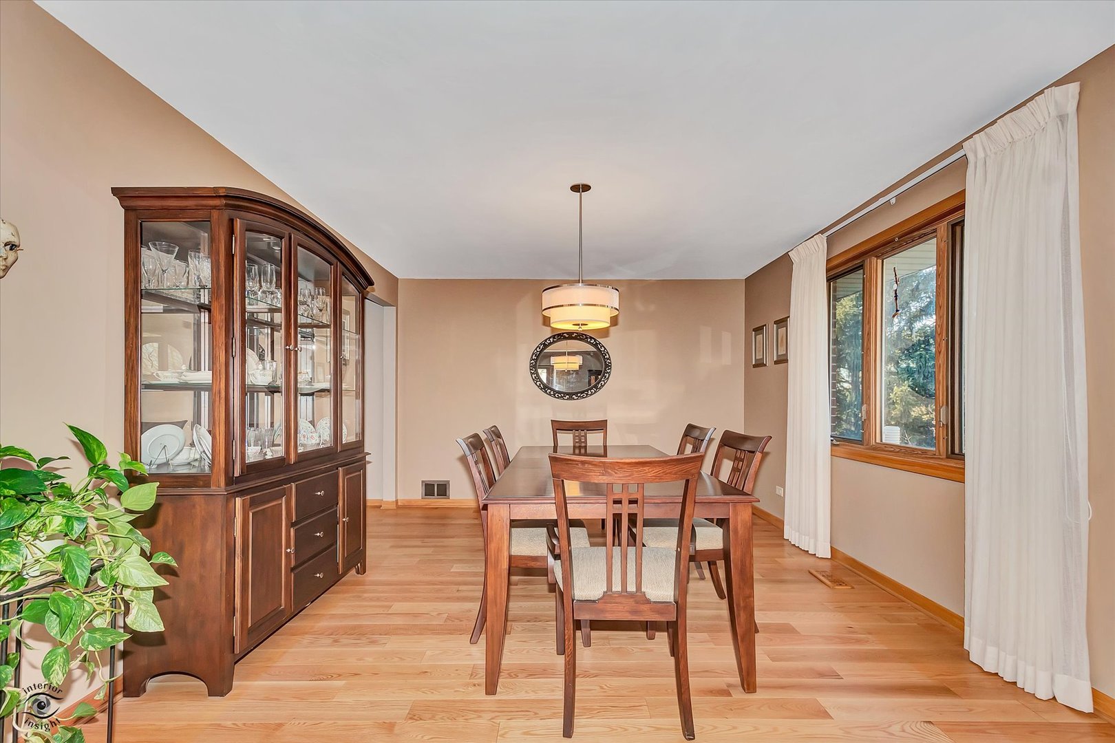 Palos Park, Illinois, 60464, United States, 4 Bedrooms Bedrooms, ,3 BathroomsBathrooms,Residential,For Sale,1875231