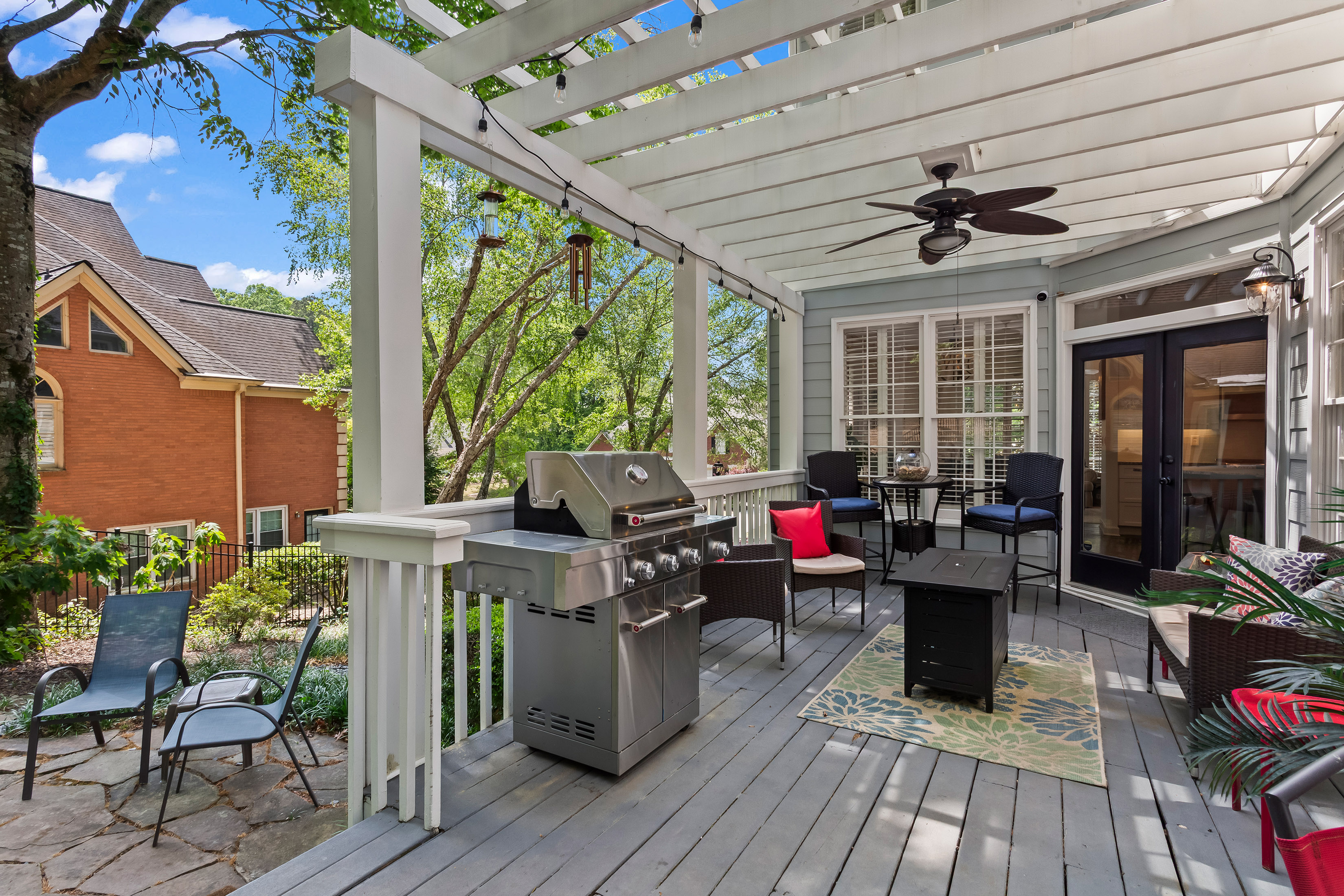  Timeless Elegance in Roswell