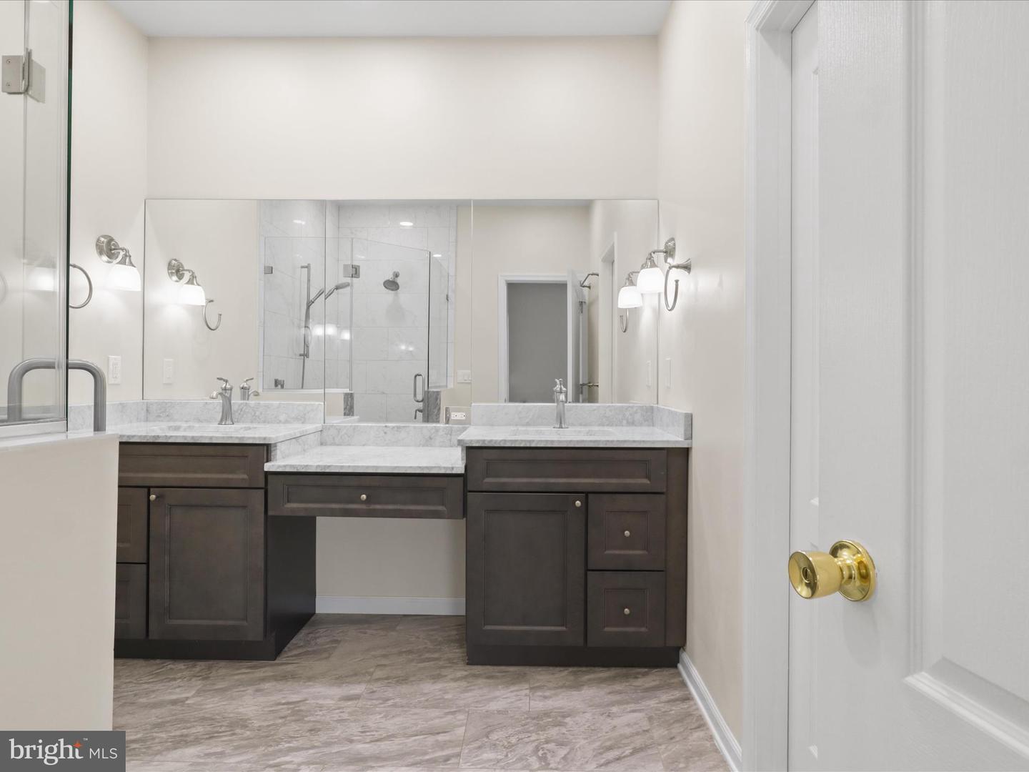 Alexandria, Virginia, 22306, United States, 3 Bedrooms Bedrooms, ,4 BathroomsBathrooms,Residential,For Sale,1989566