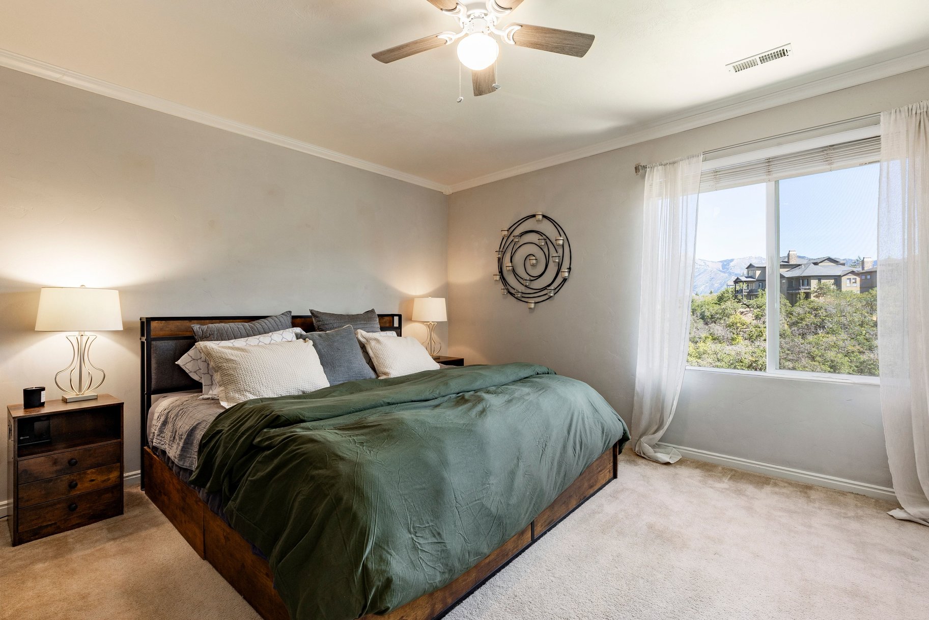  Unobstructed Mountain Views in SunCrest Community - 物件實景