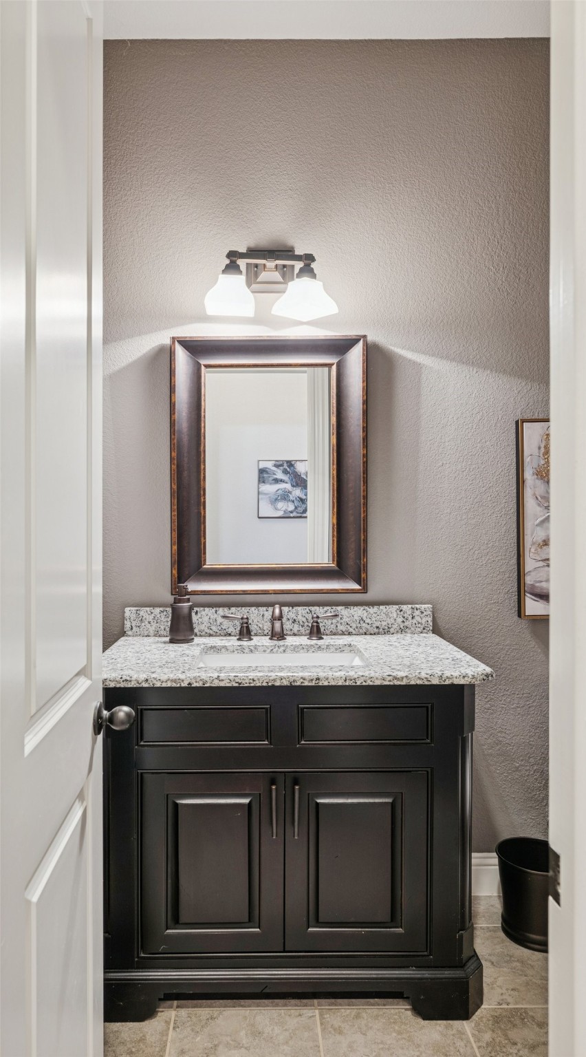 The Colony, Texas, 75056, United States, 3 Bedrooms Bedrooms, ,4 BathroomsBathrooms,Residential,For Sale,2003009