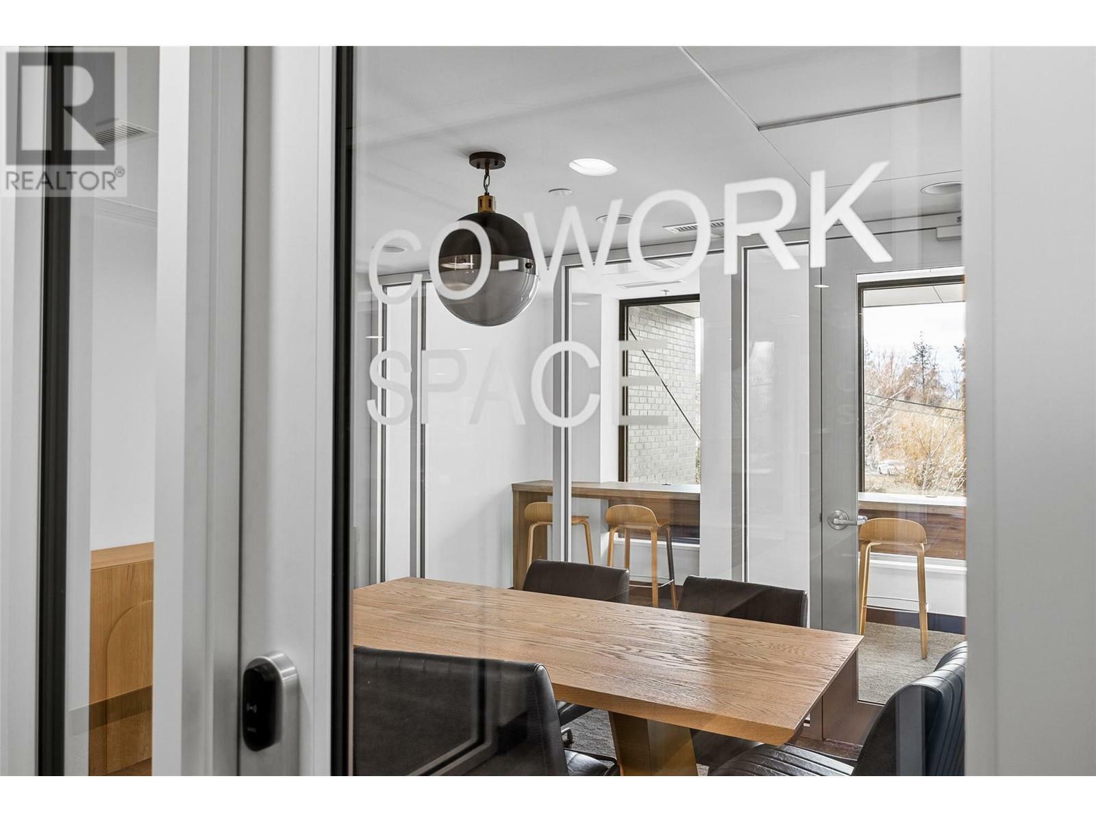 KELOWNA, British Columbia, V1W 3L2, CA, 1 Bedroom Bedrooms, ,1 BathroomBathrooms,Residential,For Sale,1839166