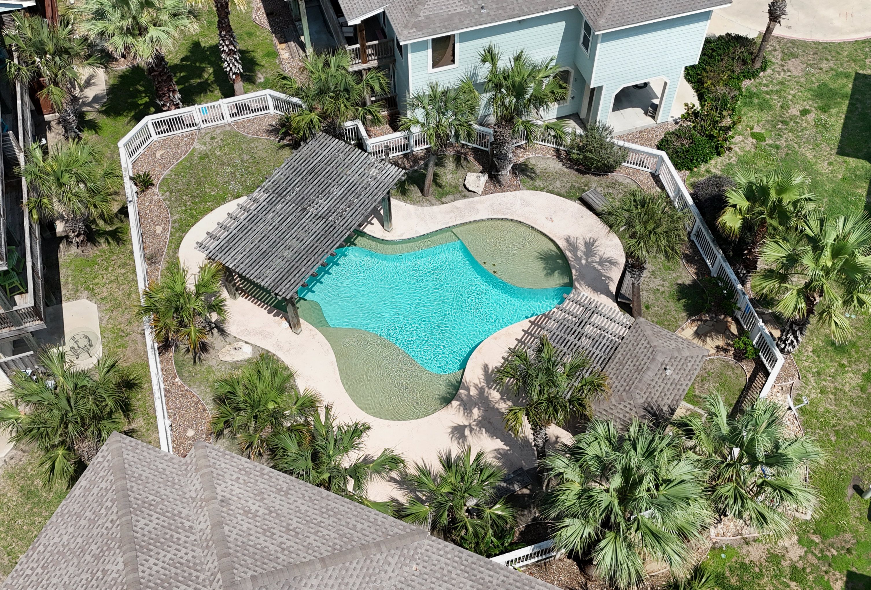  3BR Coastal Townhome in Port A - 物件實景