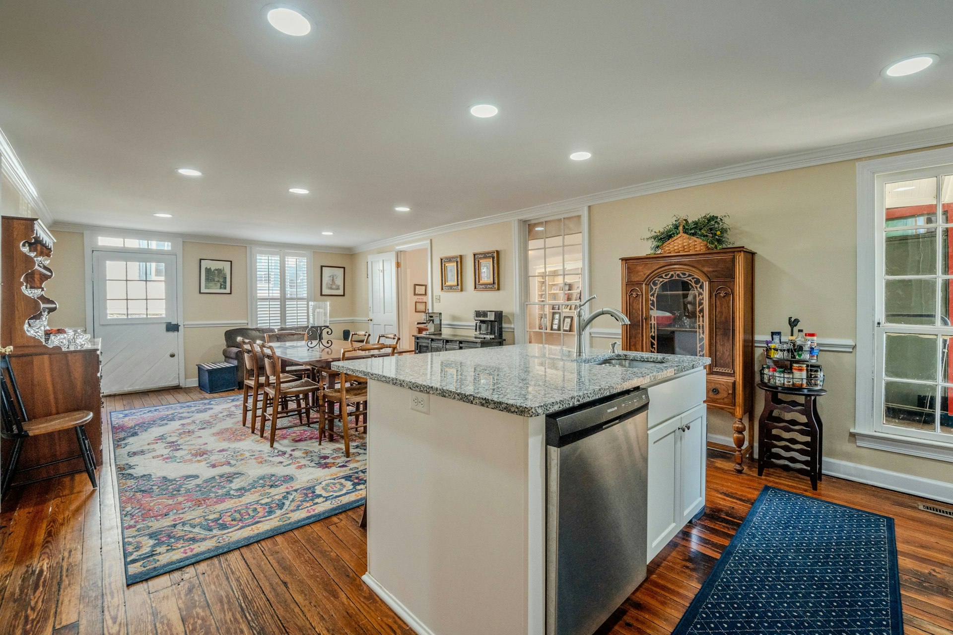  15481 Second Street, Waterford, VA, 20197 - 物件實景