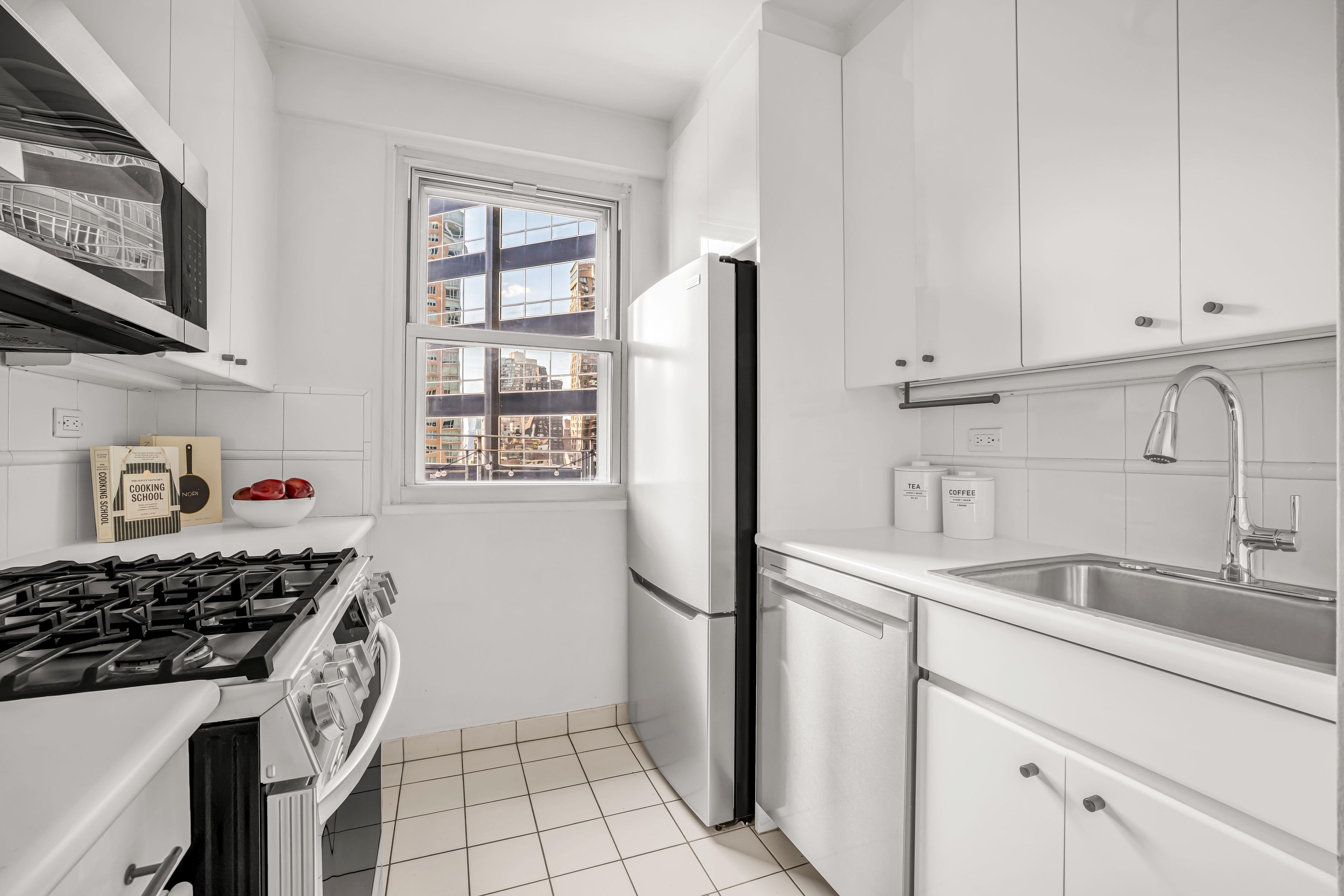  211 East 53rd Street - 物件實景