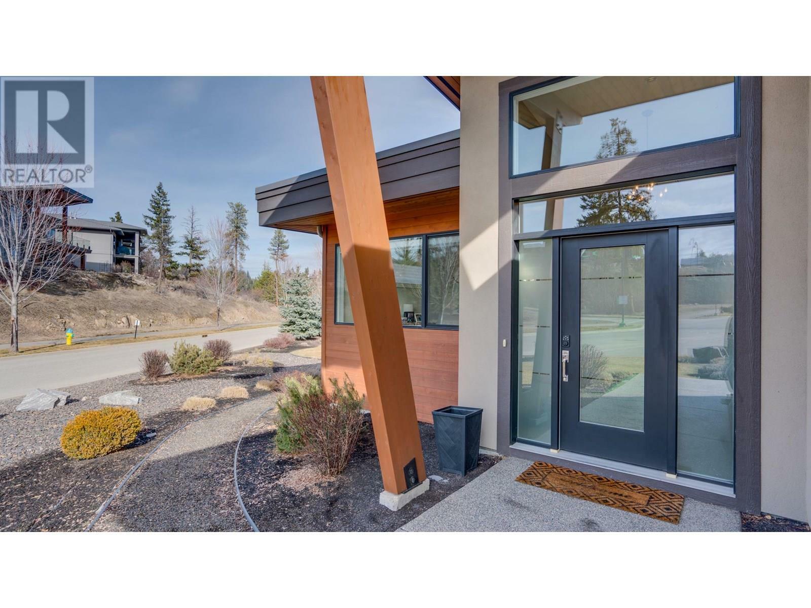 VERNON, British Columbia, V1H 2L7, CA, 3 Bedrooms Bedrooms, ,2 BathroomsBathrooms,Residential,For Sale,1838492