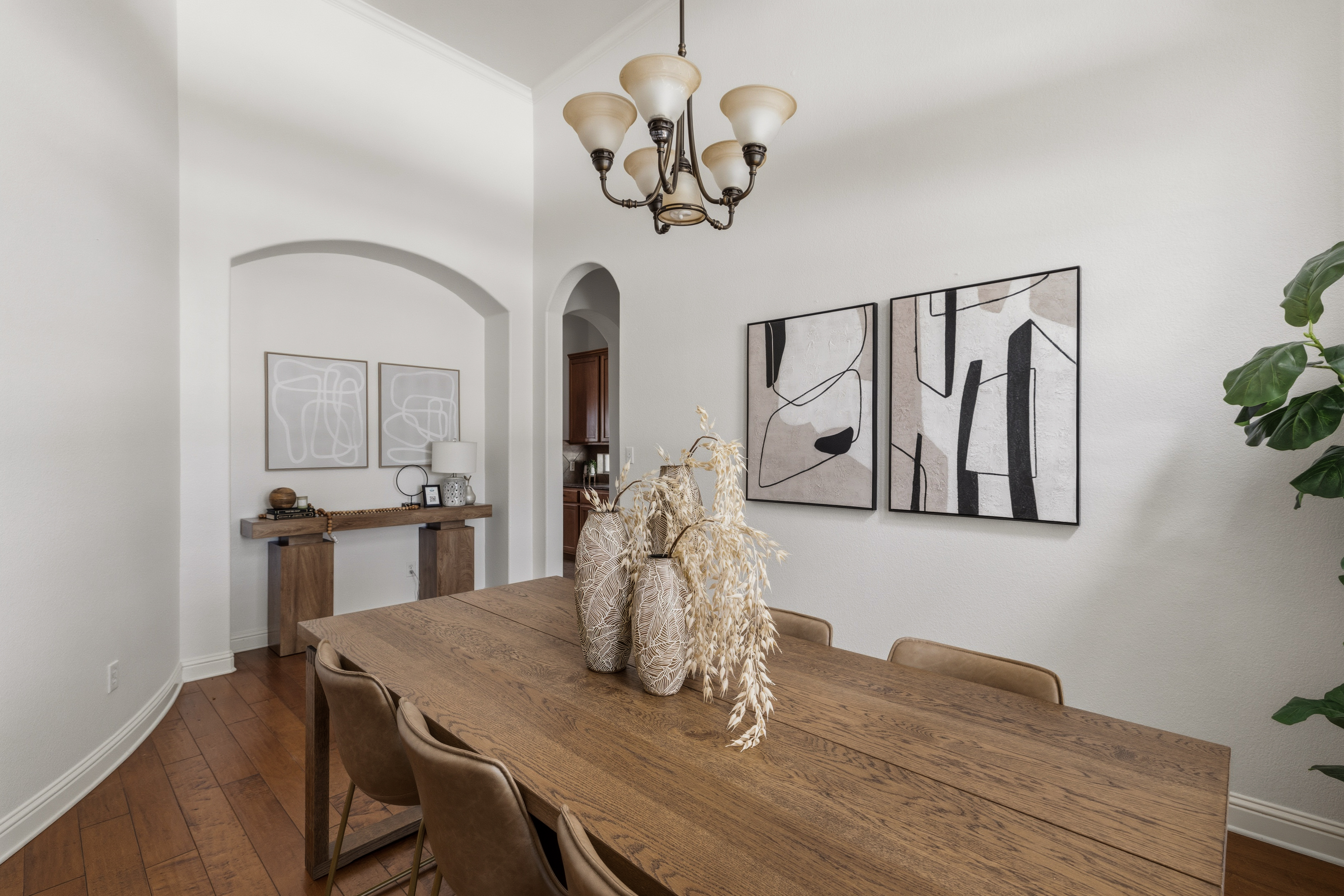  Elegant Luxury Backing to Pristine Greenbelt with Hill Country Views - 物件實景