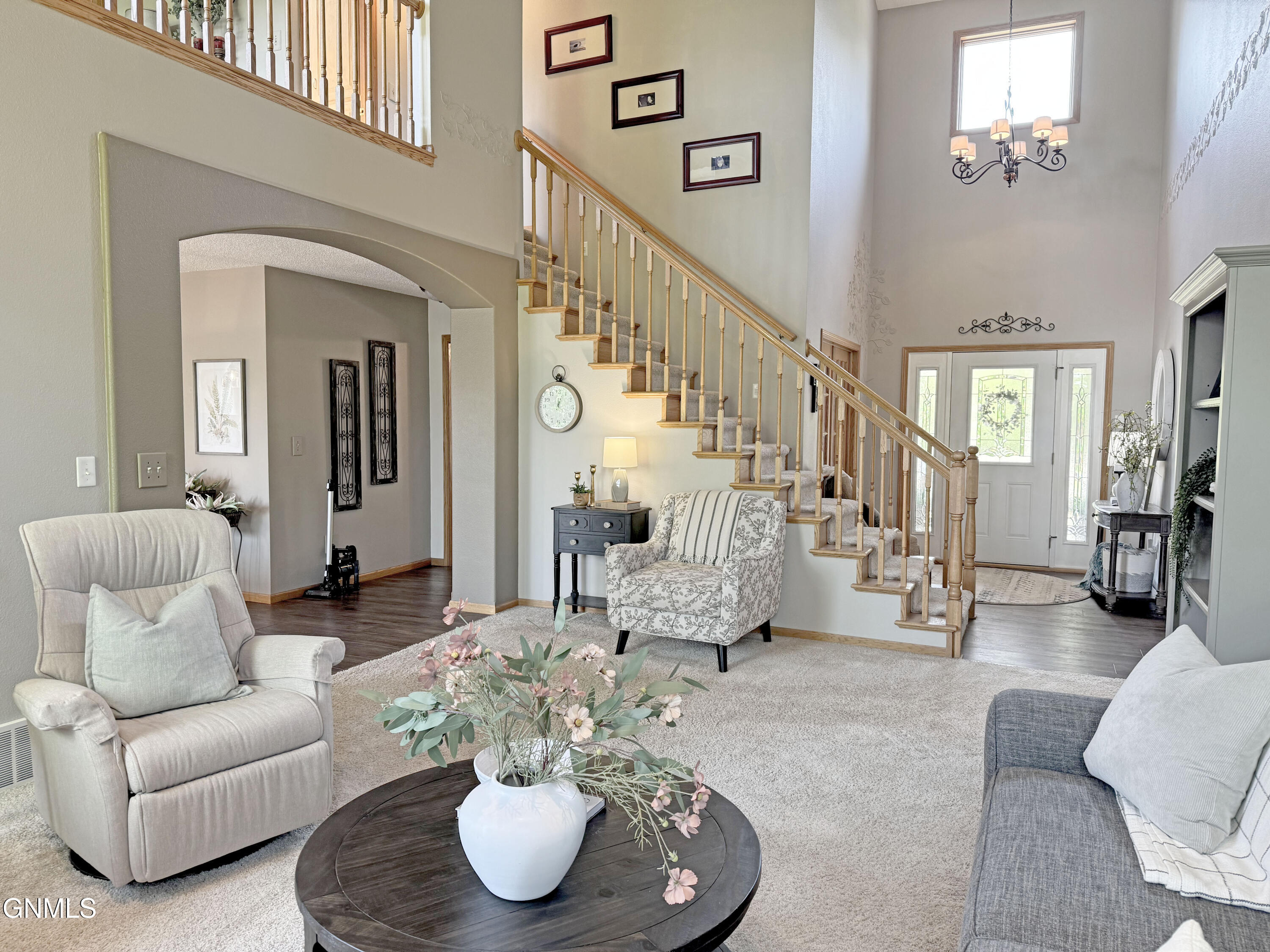 Bismarck, North Dakota, 58503, United States, 5 Bedrooms Bedrooms, ,2 BathroomsBathrooms,Residential,For Sale,2001566