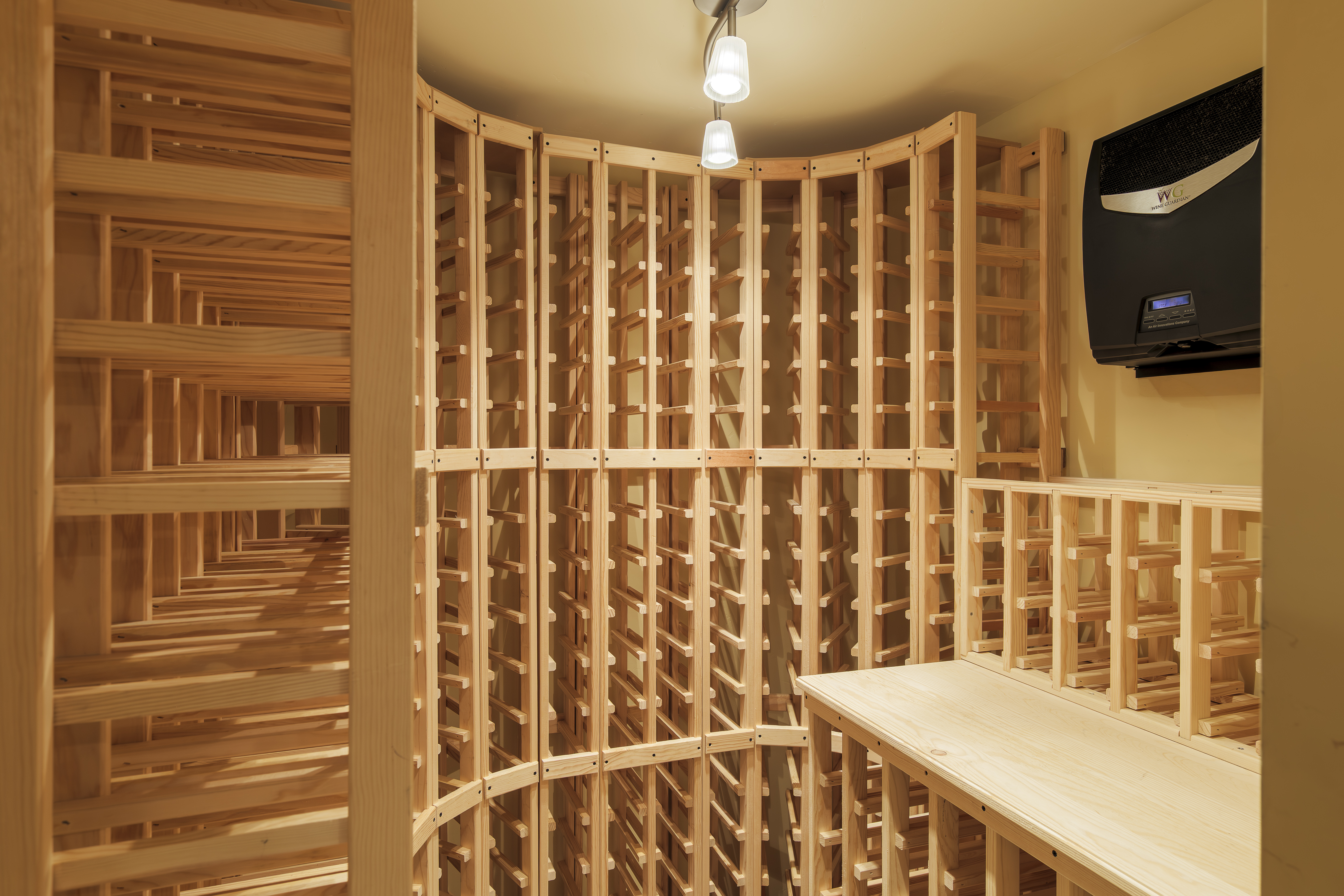  Beautifully Remodeled Craftsman-Inspired Home Located in the Willows - 物件實景