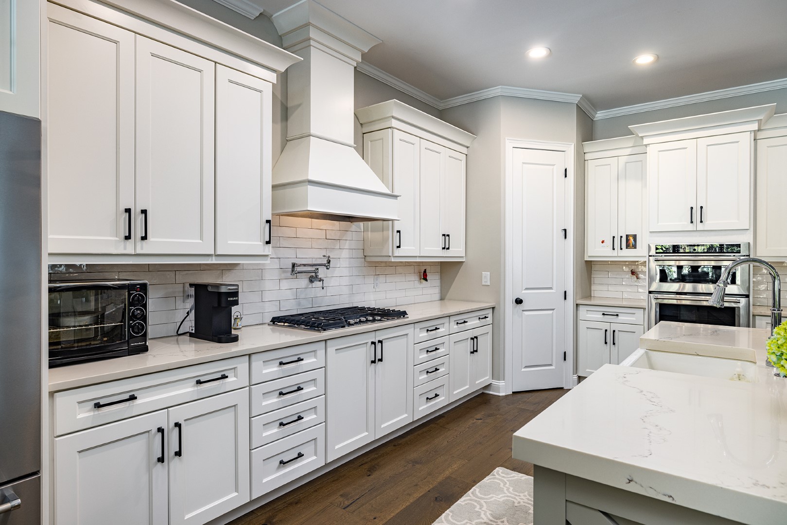 Tampa, Florida, 33629, United States, 4 Bedrooms Bedrooms, ,4 BathroomsBathrooms,Residential,For Sale,1981246