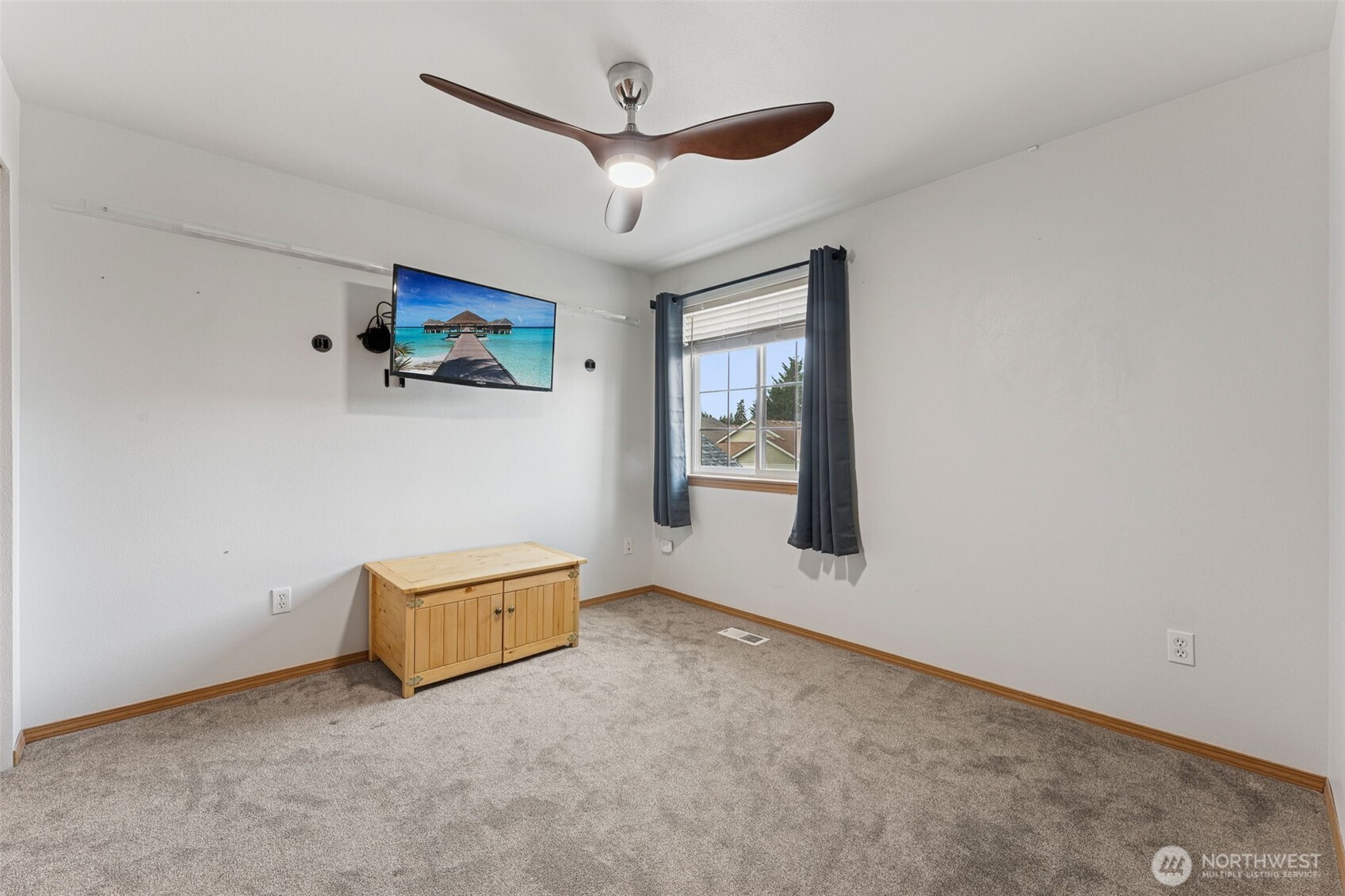 Tacoma, Washington, 98445, United States, 3 Bedrooms Bedrooms, ,2 BathroomsBathrooms,Residential,For Sale,1976537