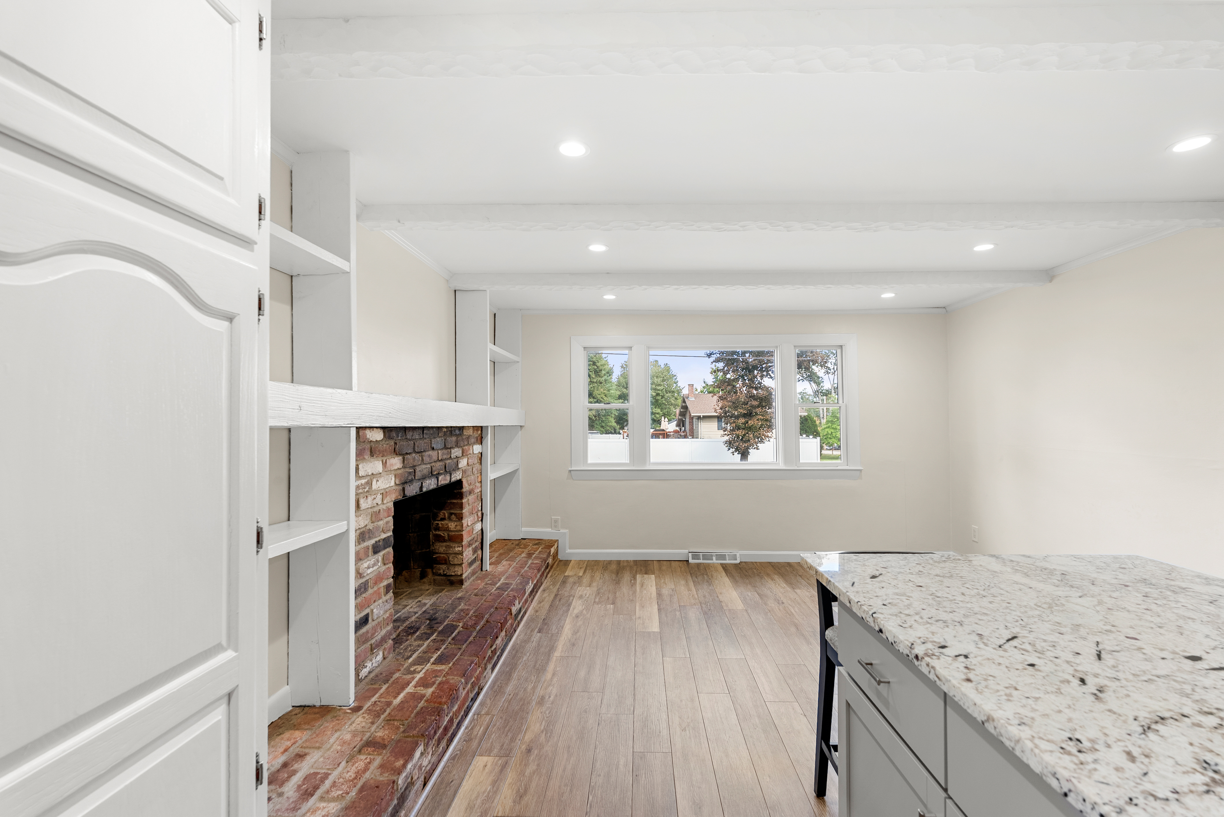  50 Main Street, Medway, MA, 02053 - 物件實景