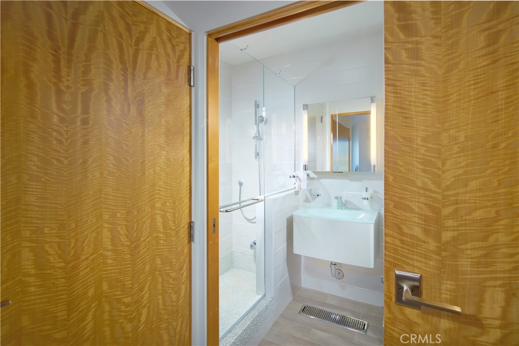 111 S La Senda Drive, Laguna Beach, California, 92651, United States, 4 Bedrooms Bedrooms, ,7 BathroomsBathrooms,Residential,For Sale,111 S La Senda Drive,1625085