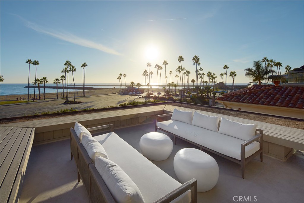 3024 Breakers Drive, Corona del Mar, California, 92625, United States, 7 Bedrooms Bedrooms, ,6 BathroomsBathrooms,Residential,For Sale,3024 Breakers Drive,1681016