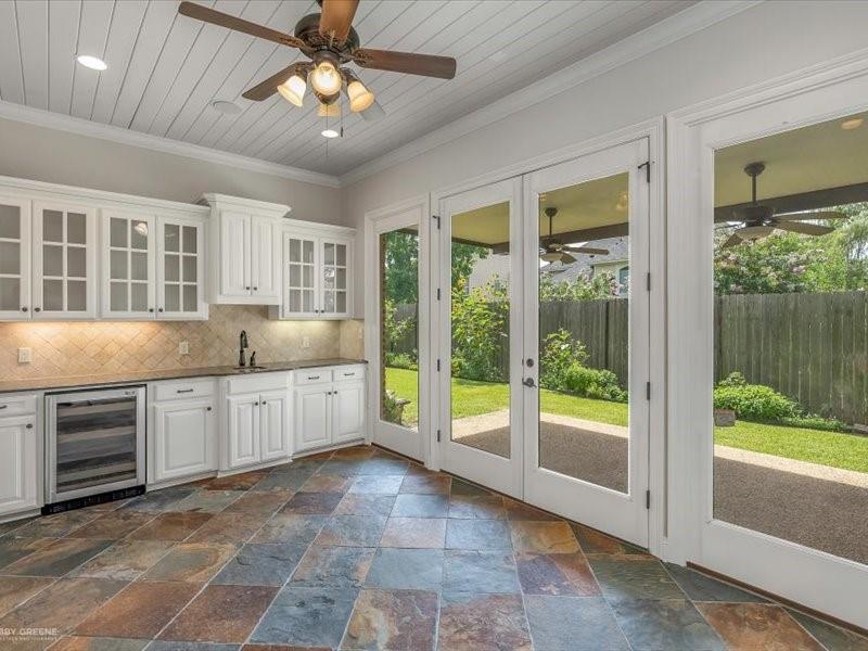 Shreveport, Louisiana, 71115, United States, 4 Bedrooms Bedrooms, ,4 BathroomsBathrooms,Residential,For Sale,1883675