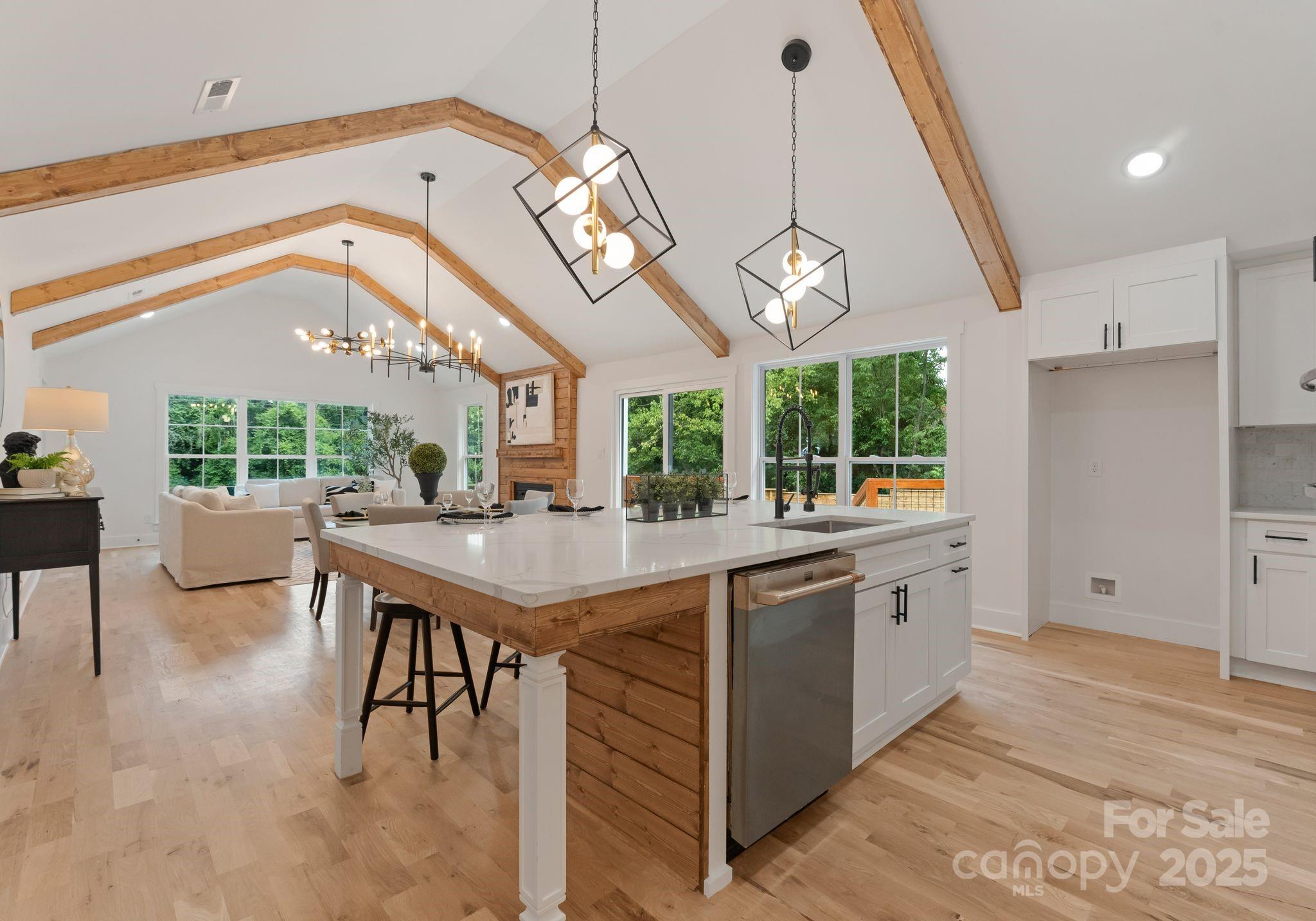 Charlotte, North Carolina, 28226, United States, 6 Bedrooms Bedrooms, ,5 BathroomsBathrooms,Residential,For Sale,1901811