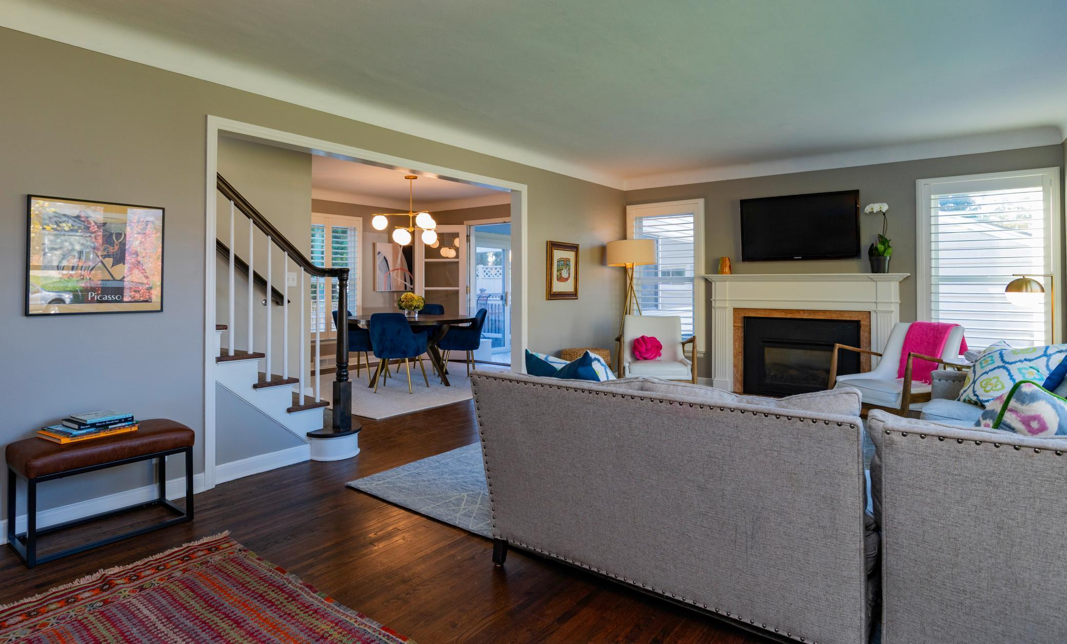 Saint Paul, Minnesota, 55116, United States, 3 Bedrooms Bedrooms, ,2 BathroomsBathrooms,Residential,For Sale,1987775