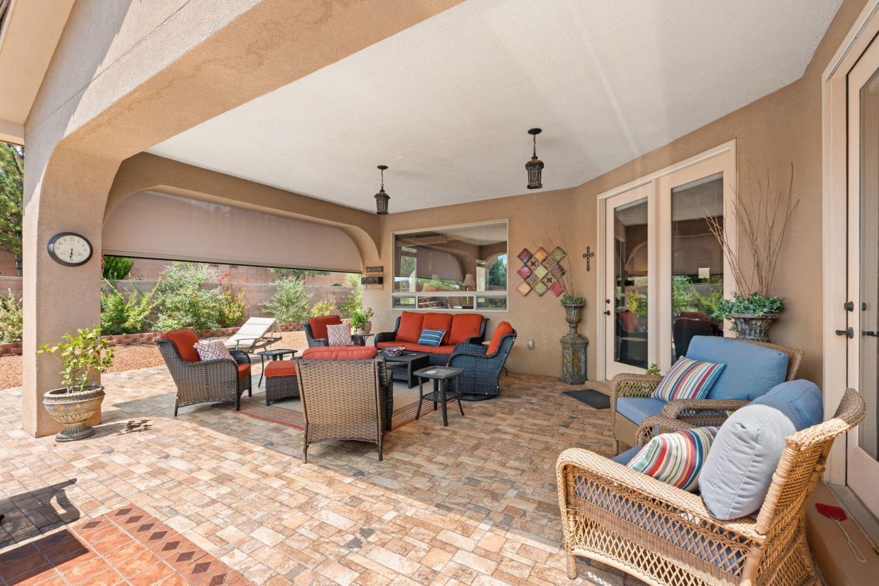 Rio Rancho, New Mexico, 87144, United States, 4 Bedrooms Bedrooms, ,3 BathroomsBathrooms,Residential,For Sale,1918092