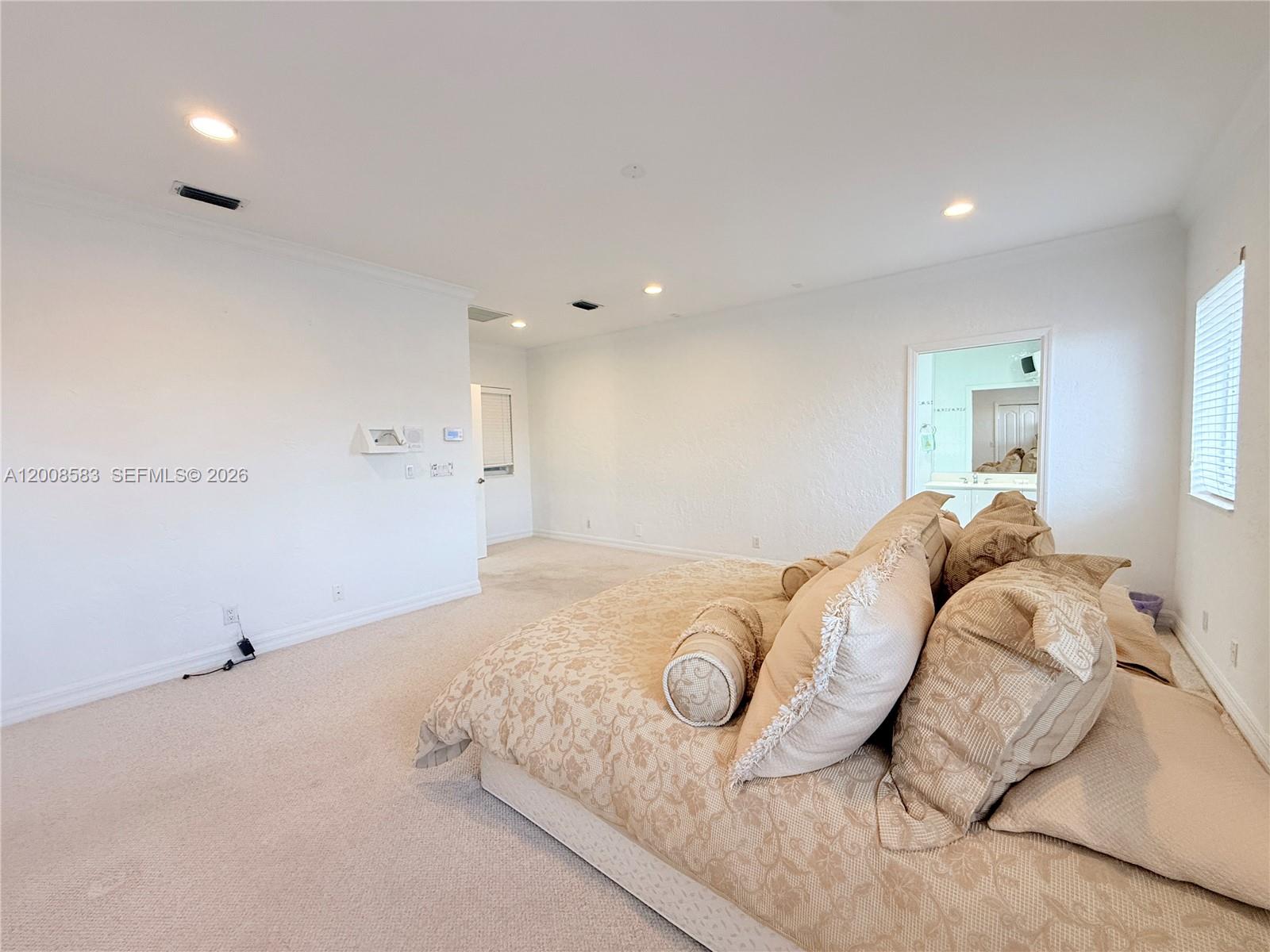 Miami, Florida, 33175, United States, 5 Bedrooms Bedrooms, ,3 BathroomsBathrooms,Residential,For Sale,2040426