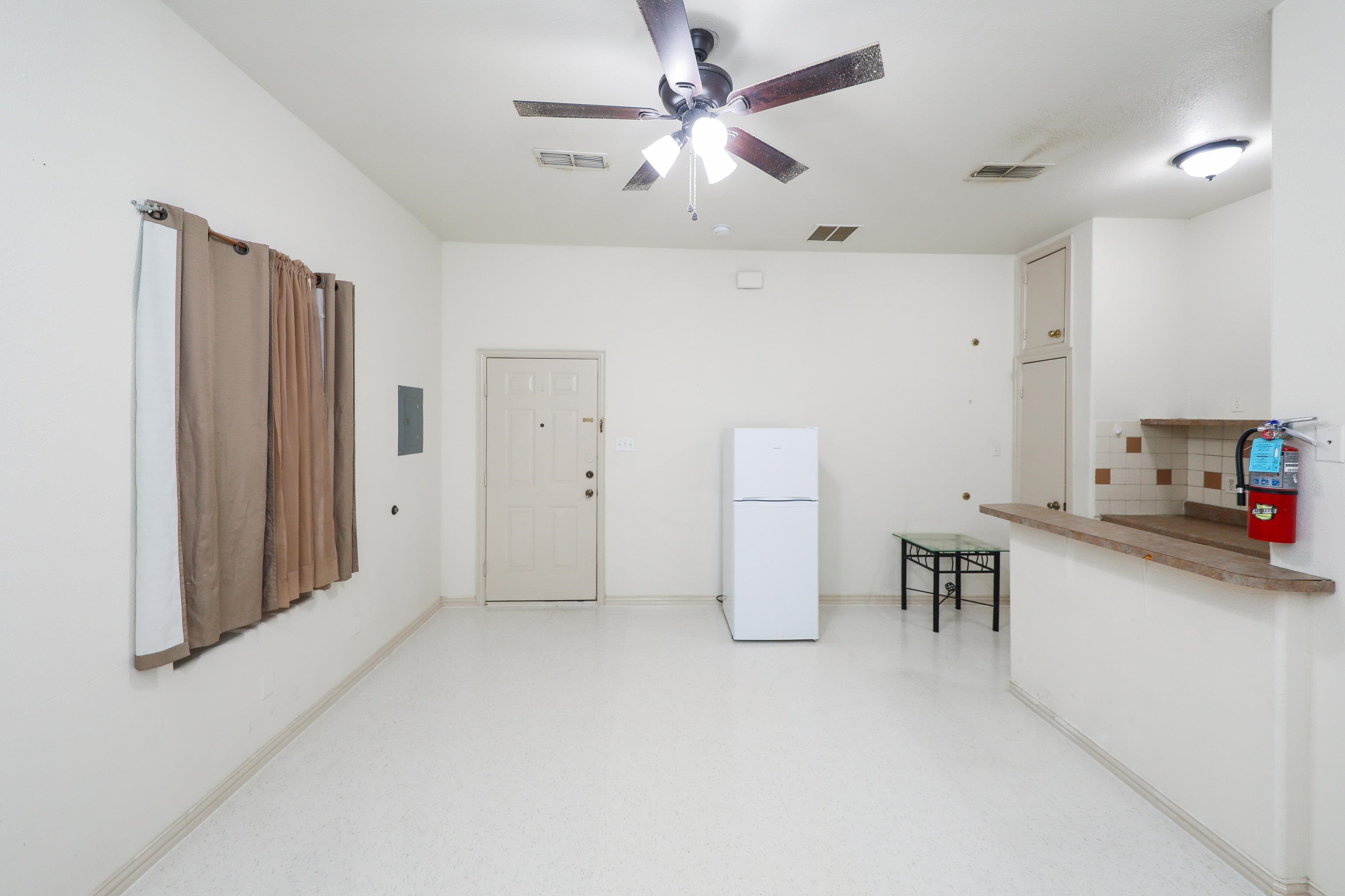Laredo, Texas, 78040, United States, ,Residential,For Sale,1933495