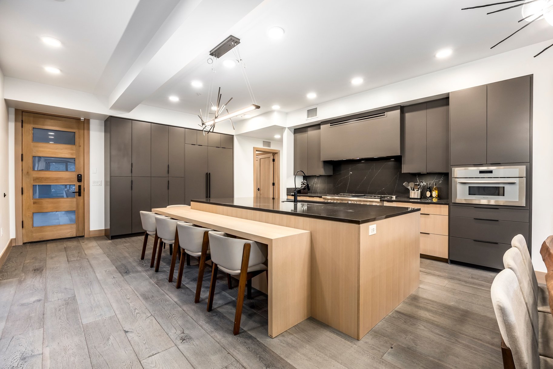  Light-Filled Turnkey Ski-In/Ski-Out Luxury Residence in Park City - 物件實景