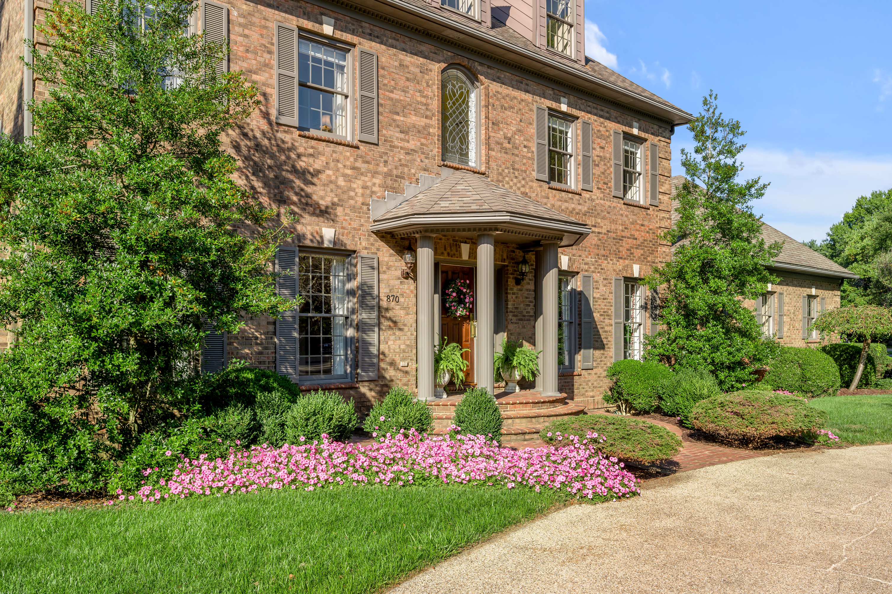  870 McMeekin Place - 物件實景