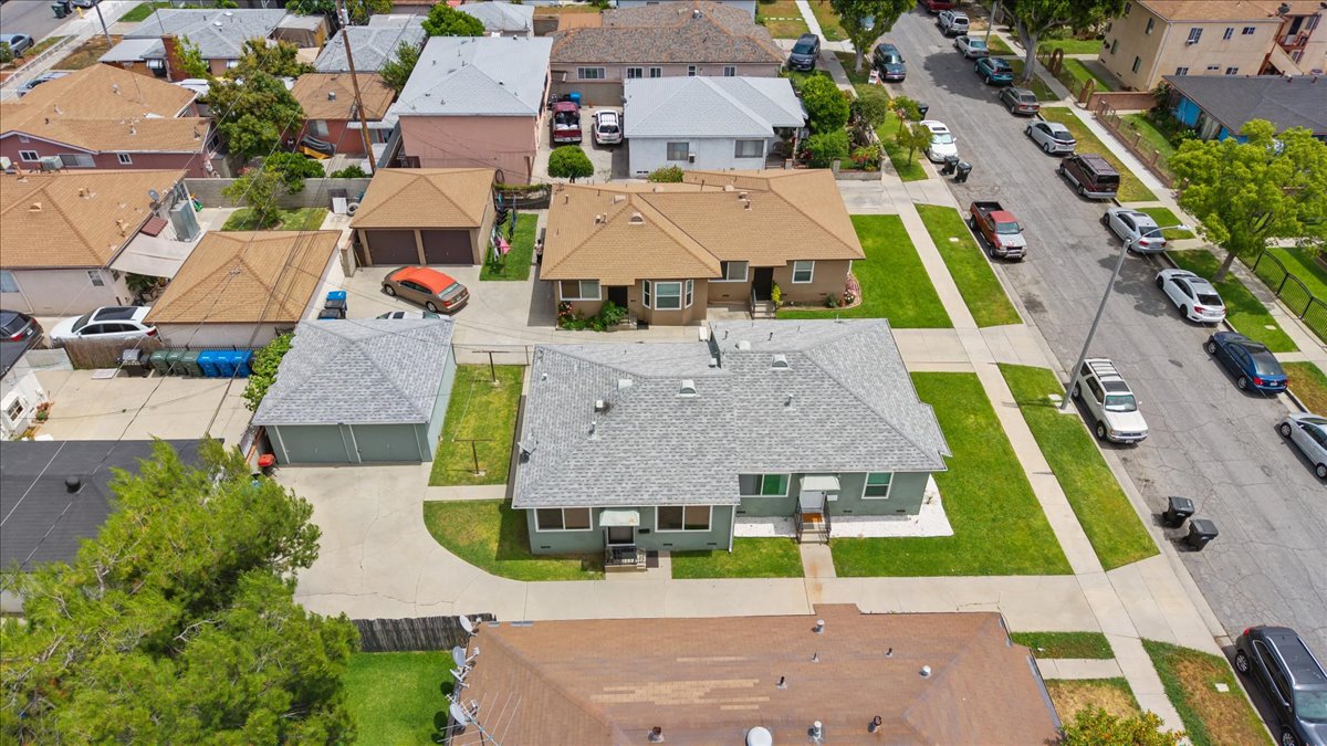 Montebello, California, 90640, United States, 2 Bedrooms Bedrooms, ,2 BathroomsBathrooms,Residential,For Sale,1930342