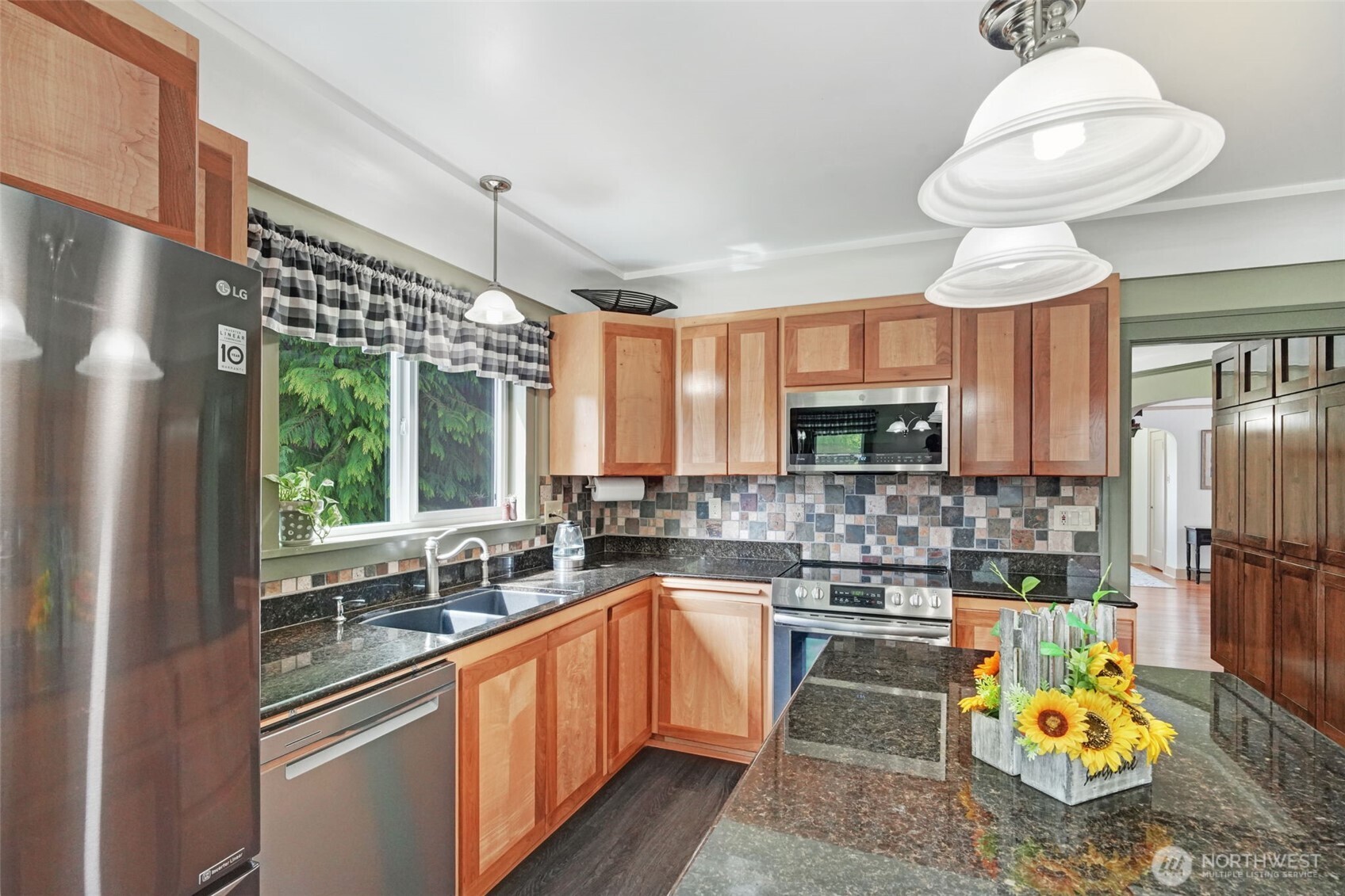 Morton, Washington, 98356, United States, 5 Bedrooms Bedrooms, ,3 BathroomsBathrooms,Residential,For Sale,1931990