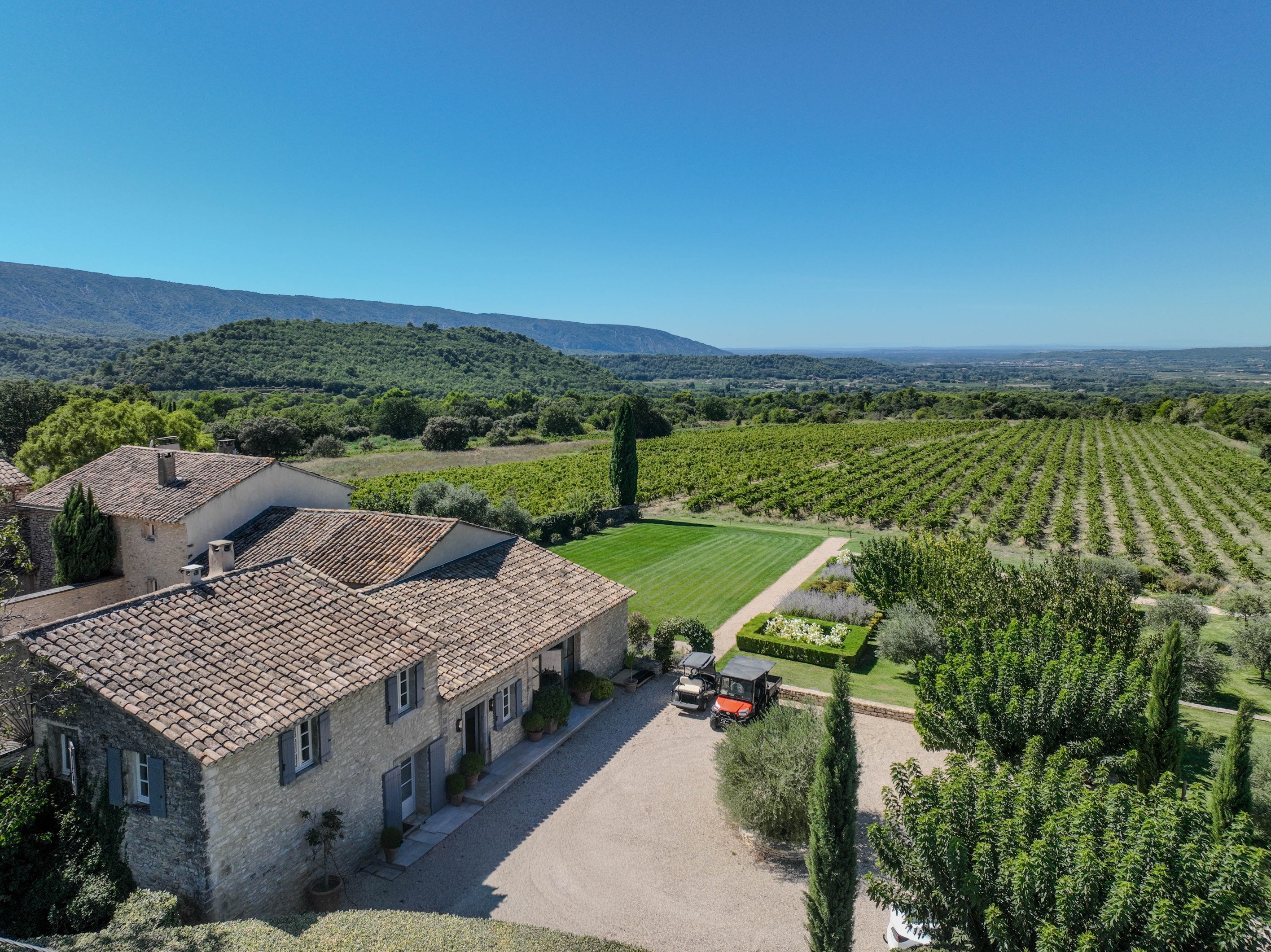  An Exceptional Estate with Timeless Charm - 物件實景