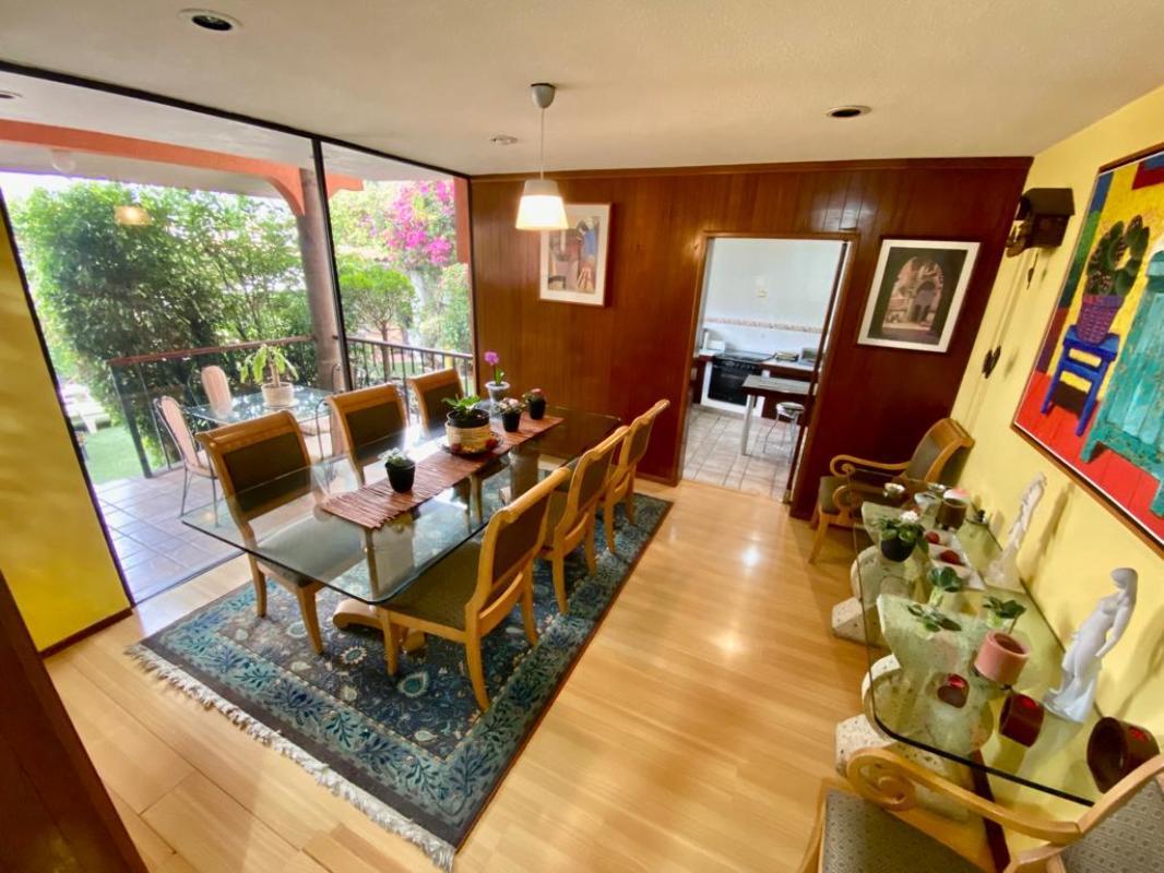 Cda. de Zenzontle, Naucalpan de Juárez, Estado de México, 53297, Mexico, 3 Bedrooms Bedrooms, ,3 BathroomsBathrooms,Residential,For Sale,Cda. de Zenzontle,1621714