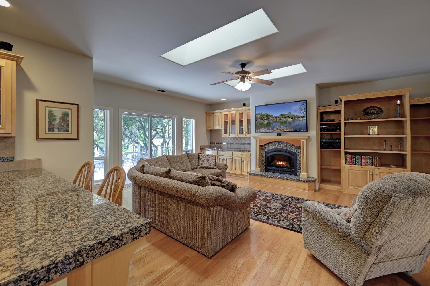 Penn Valley, California, 95946, United States, 3 Bedrooms Bedrooms, ,3 BathroomsBathrooms,Residential,For Sale,1784644
