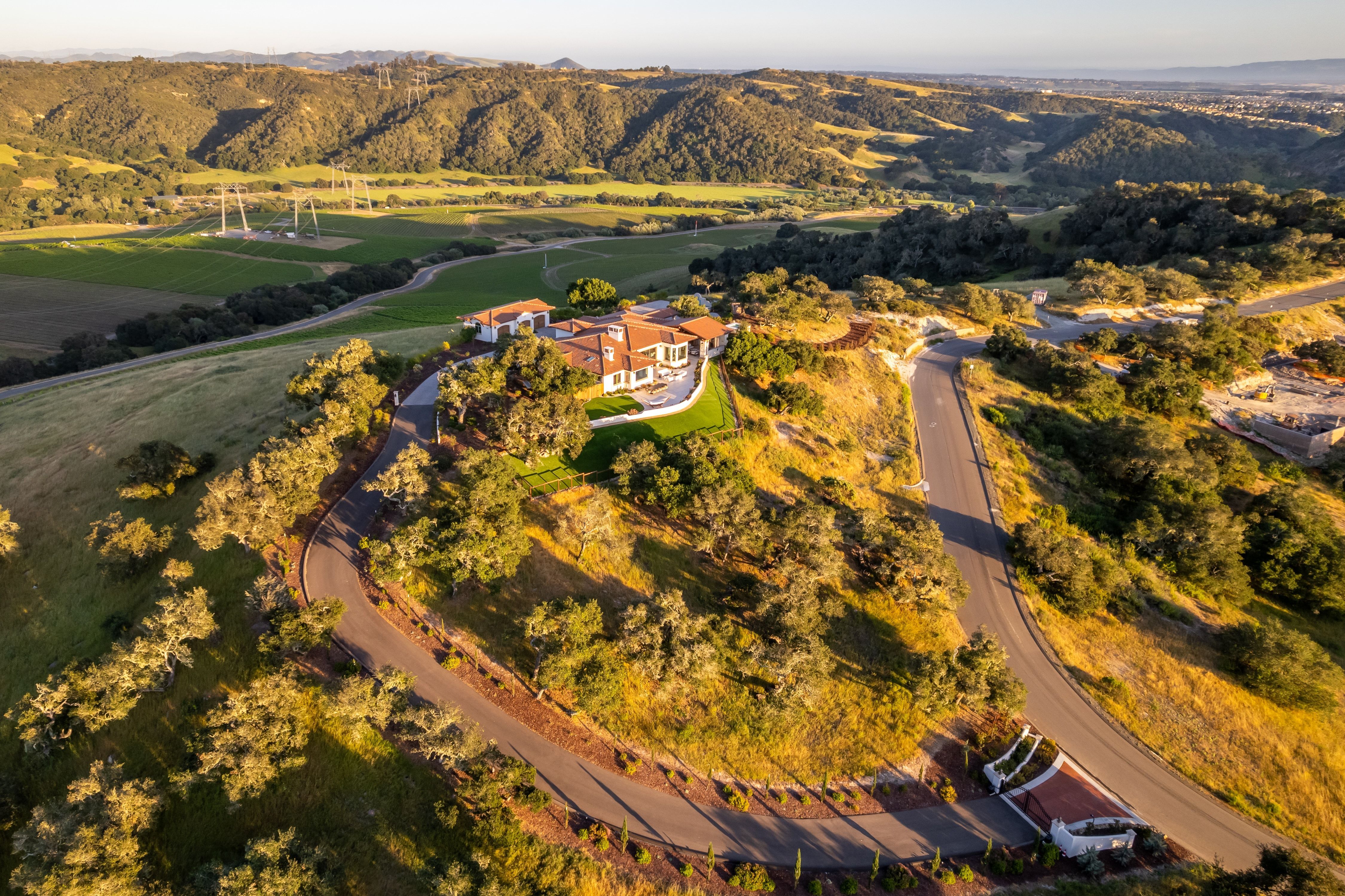  Refined Coastal Wine Country Living on 22 Private Acres - 物件實景