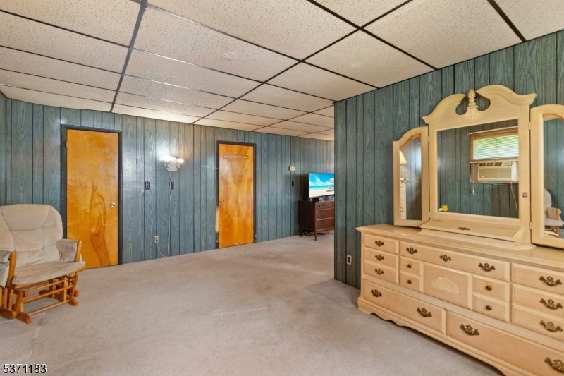 Mount Arlington Boro, New Jersey, 07856, United States, 2 Bedrooms Bedrooms, ,2 BathroomsBathrooms,Residential,For Sale,1912624