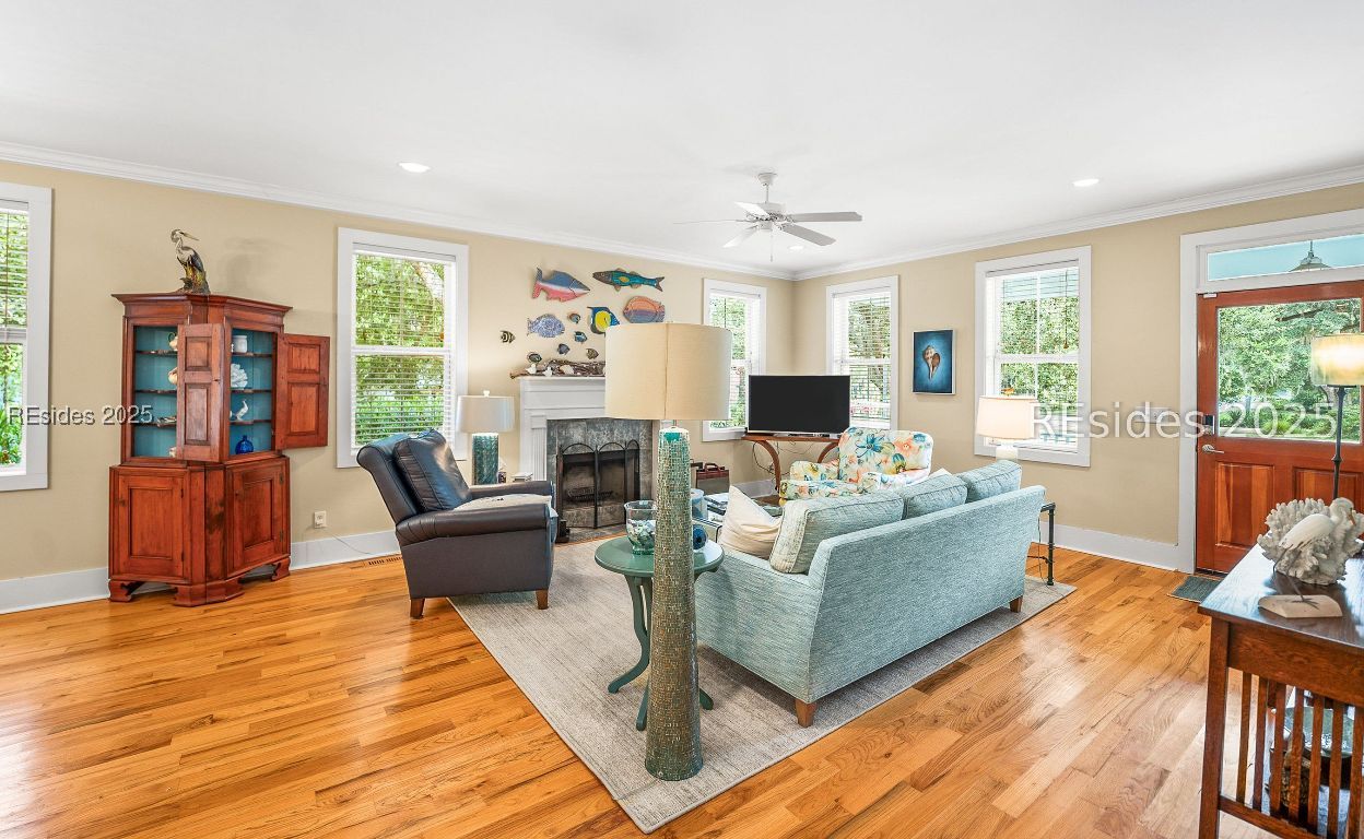 Beaufort, South Carolina, 29902, United States, 3 Bedrooms Bedrooms, ,Residential,For Sale,1906126