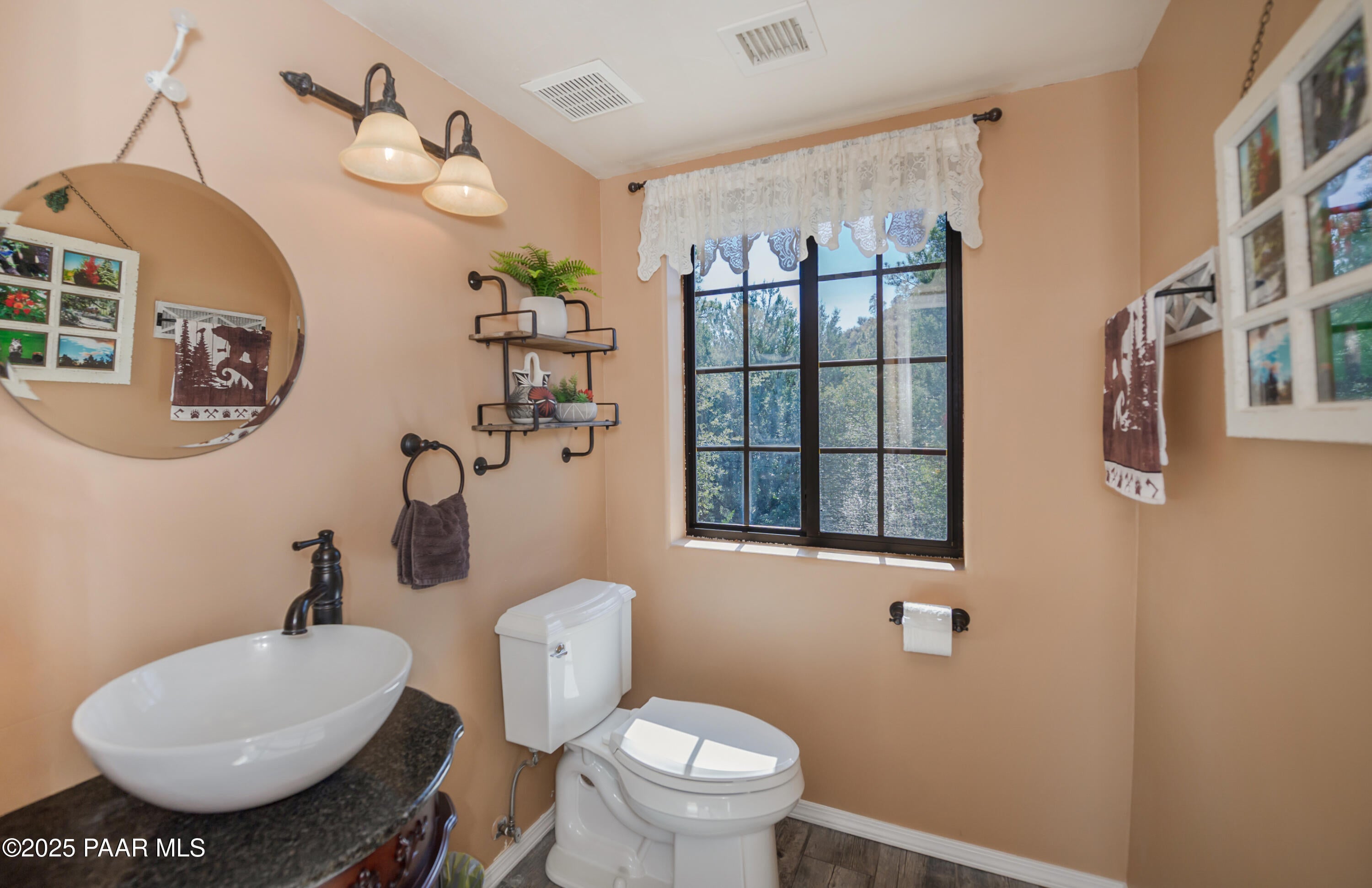 Prescott, Arizona, 86303, United States, 3 Bedrooms Bedrooms, ,3 BathroomsBathrooms,Residential,For Sale,1992908