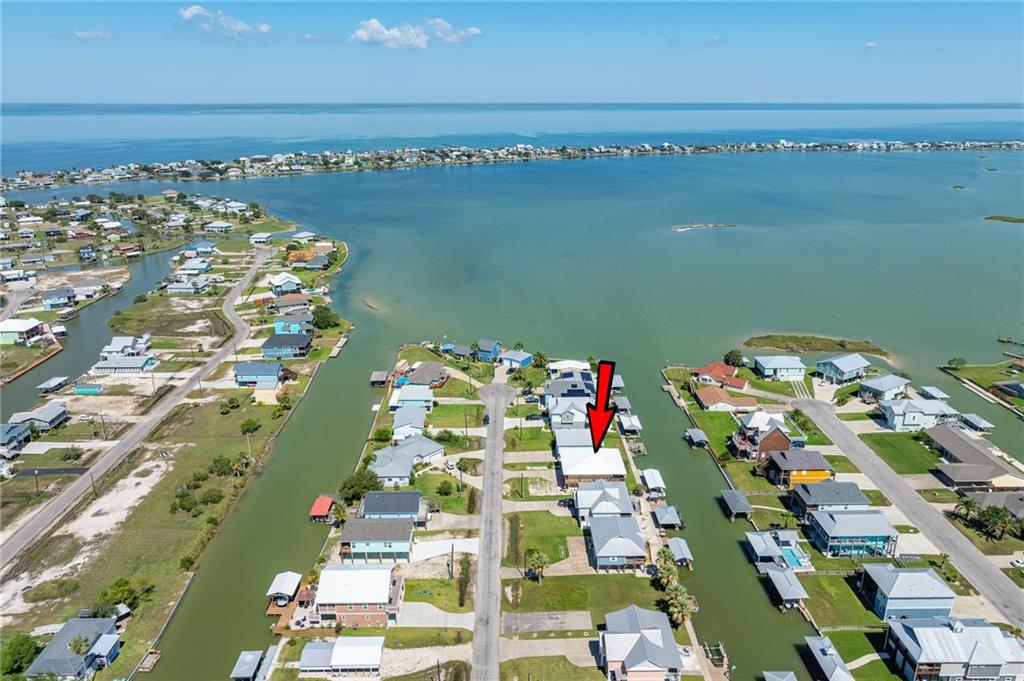 Rockport, Texas, 78382, United States, 3 Bedrooms Bedrooms, ,3 BathroomsBathrooms,Residential,For Sale,1848345