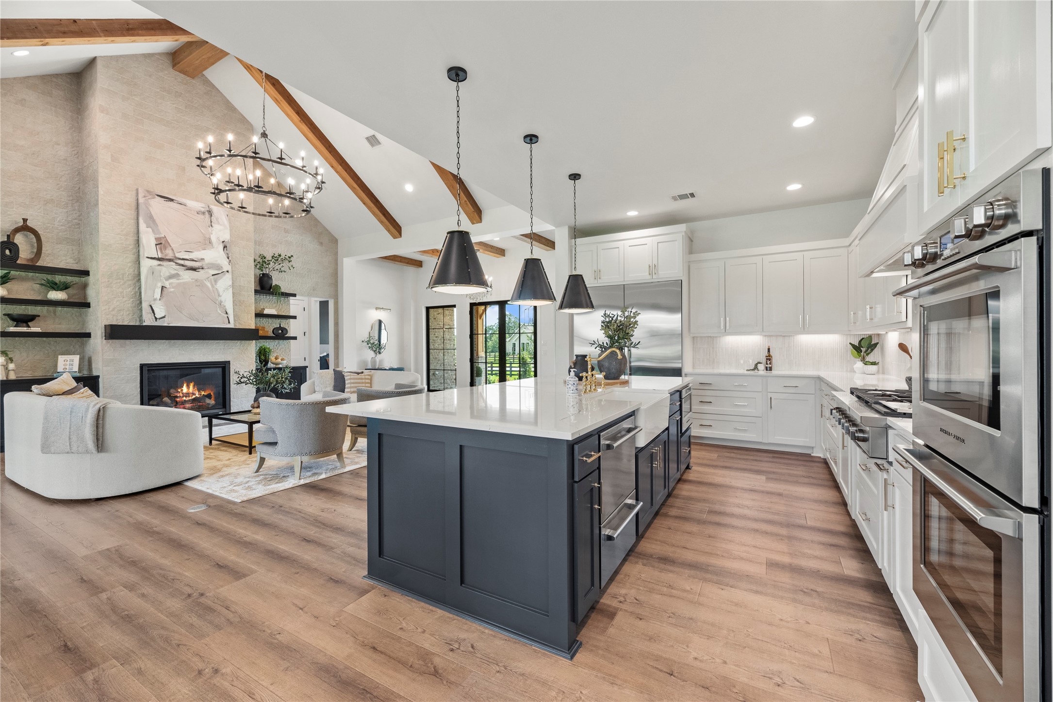 Montgomery, Texas, 77356, United States, 4 Bedrooms Bedrooms, ,5 BathroomsBathrooms,Residential,For Sale,1987481