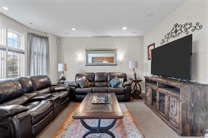 39 Blue Jay Drive, North Attleboro, Massachusetts, 02760, United States, 6 Bedrooms Bedrooms, ,4 BathroomsBathrooms,Residential,For Sale,39 Blue Jay Drive,1009941