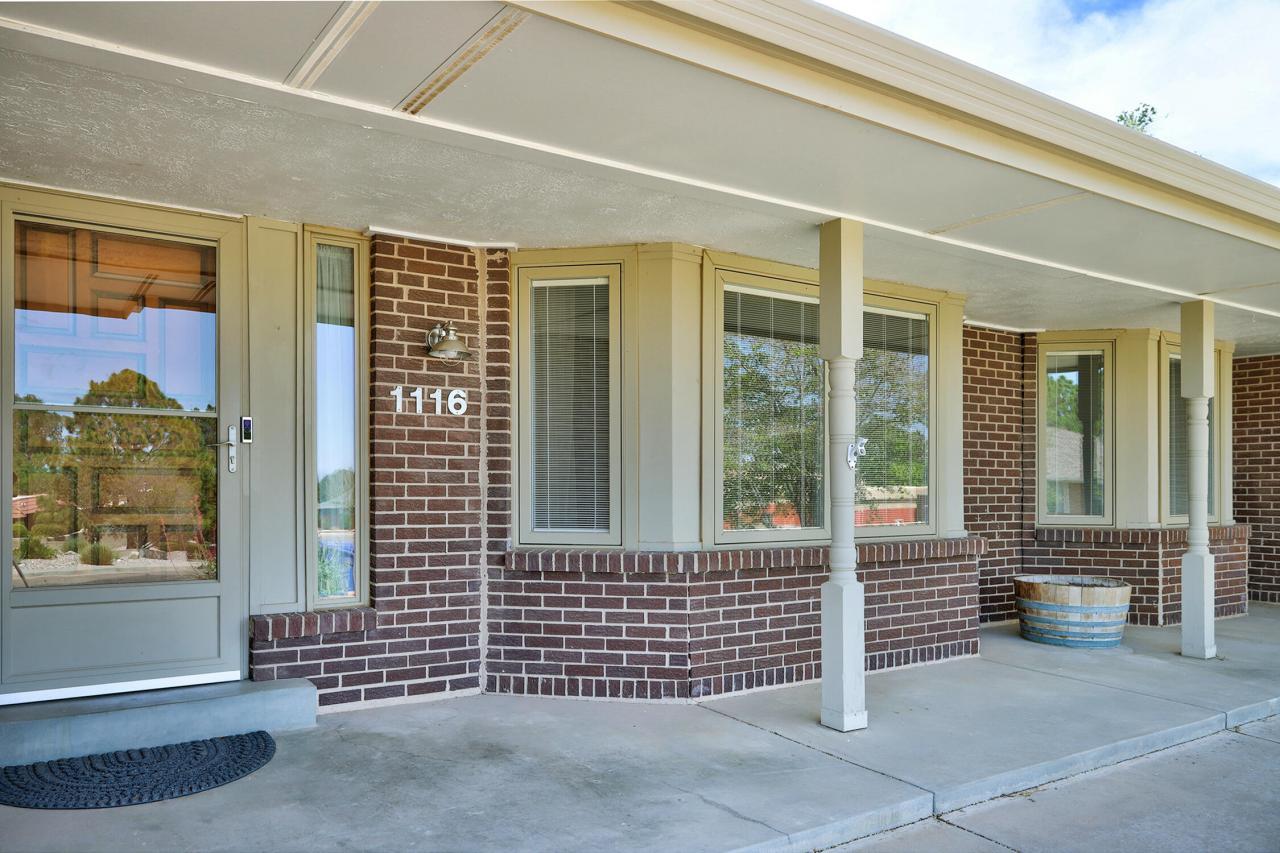 1116 Castellano Court SE, Albuquerque, New Mexico, 87123, United States, 4 Bedrooms Bedrooms, ,3 BathroomsBathrooms,Residential,For Sale,1116 Castellano Court SE,1627649