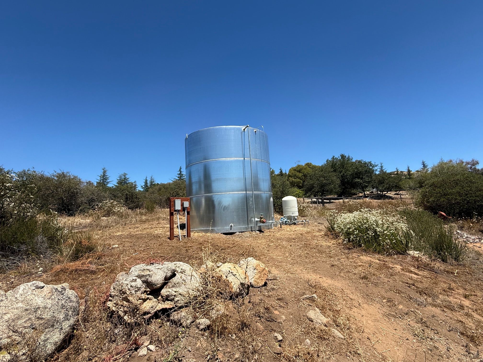  22815 Illahee Drive, Alpine, CA 91901 - 物件實景