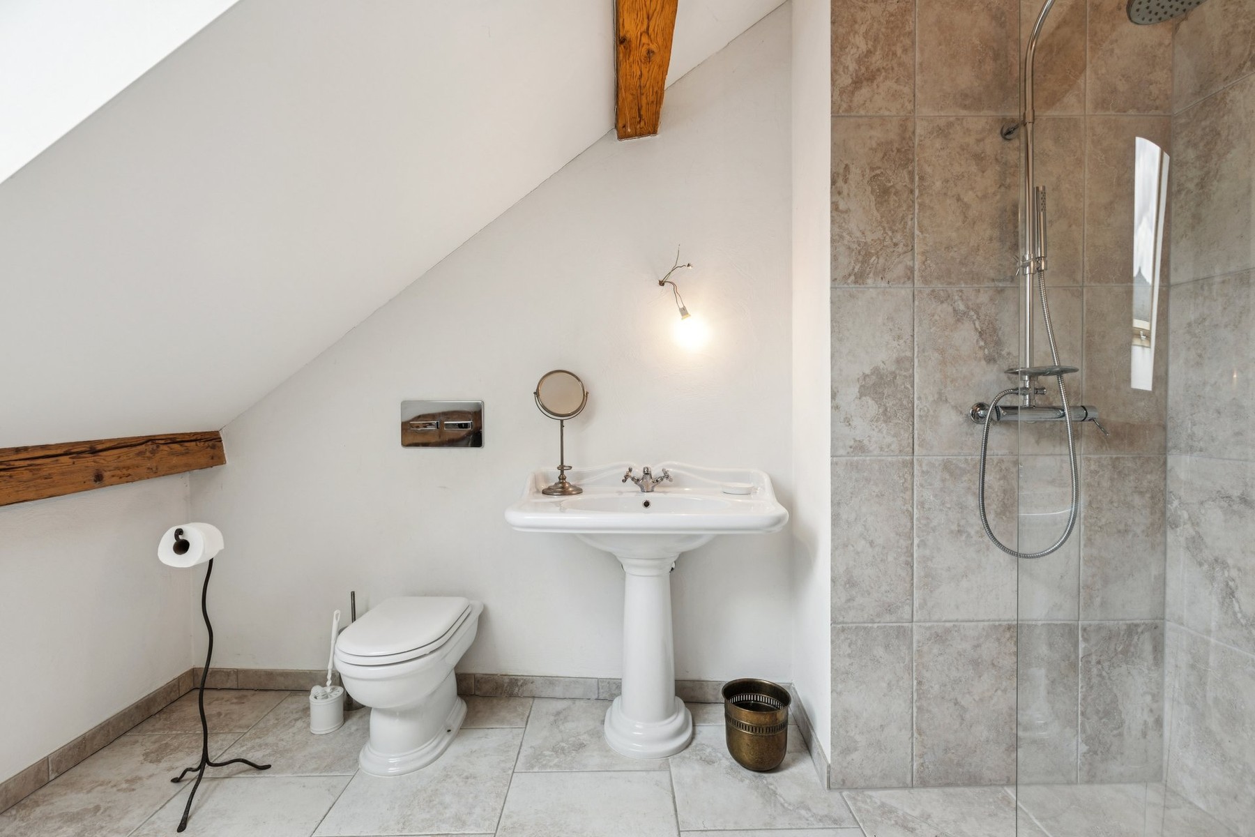  RENOVATED CHARACTERFUL VILLAGE HOUSE - 物件實景