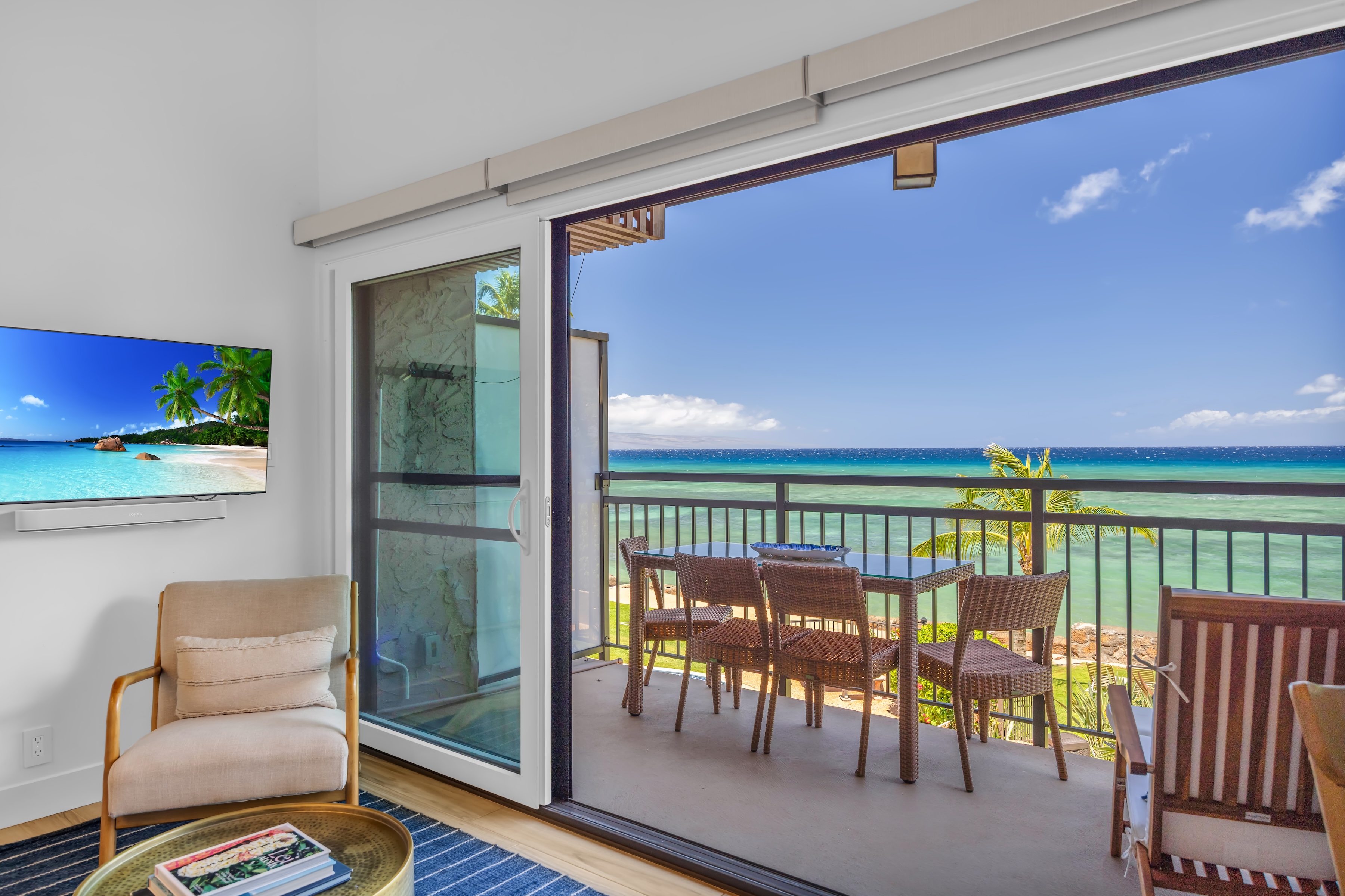  Direct oceanfront, beautiful remodeled 2 bedroom, lanai dining, furnished - 物件實景