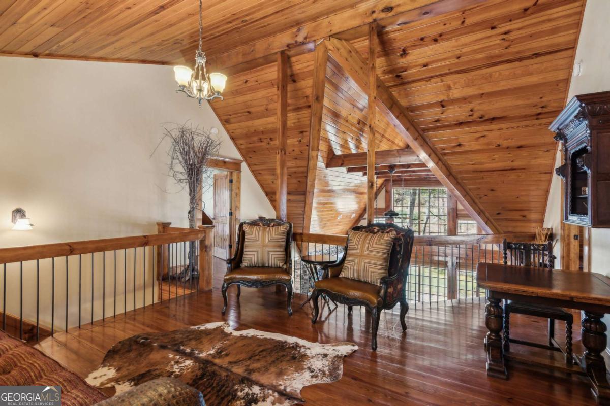 Ellijay, Georgia, 30536, United States, 5 Bedrooms Bedrooms, ,4 BathroomsBathrooms,Residential,For Sale,1880037