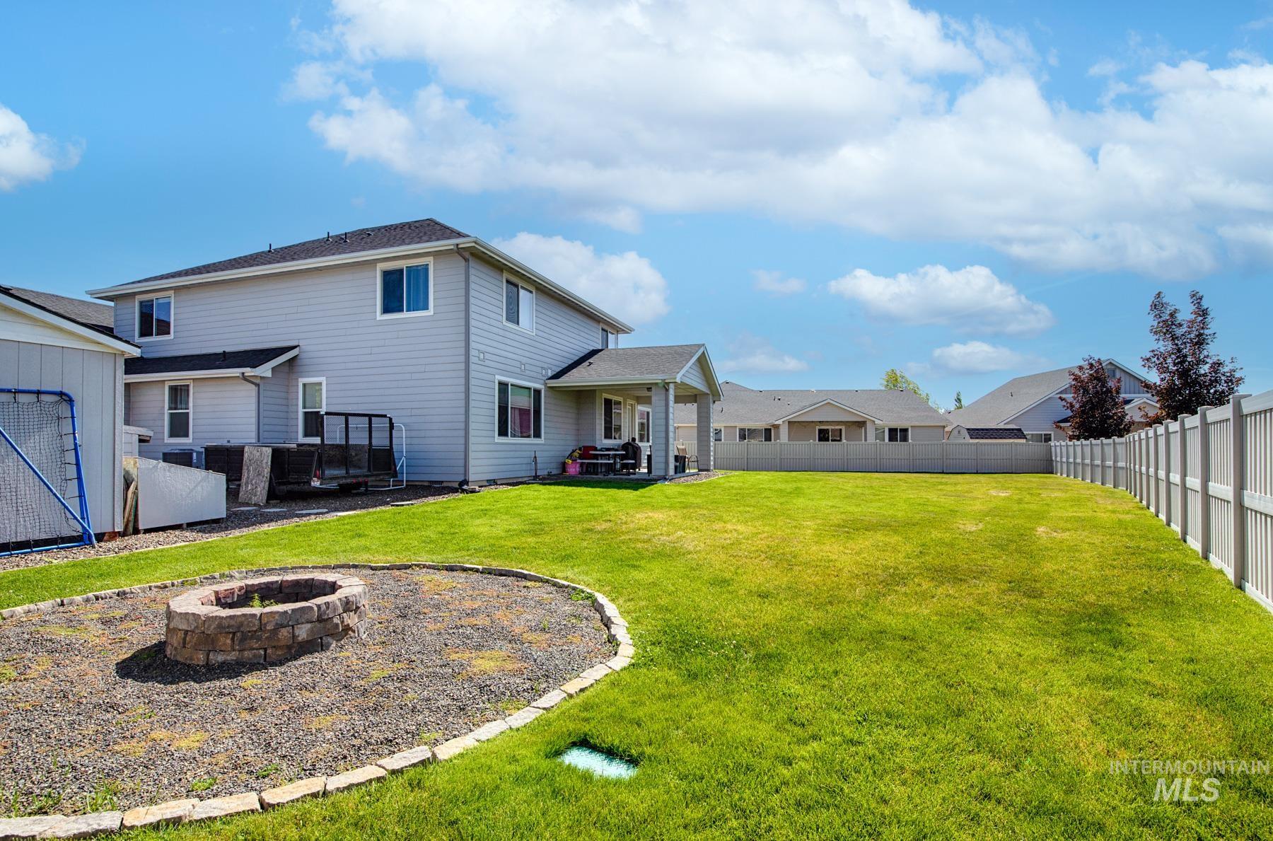 Kuna, Idaho, 83634, United States, 5 Bedrooms Bedrooms, ,4 BathroomsBathrooms,Residential,For Sale,1848716