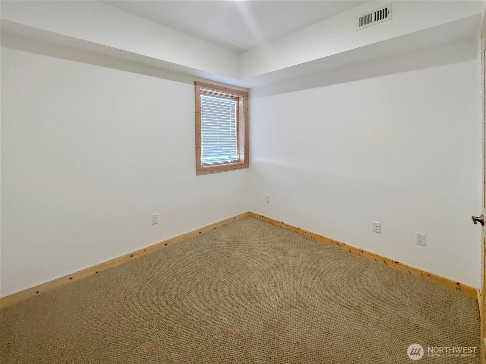 Cle Elum, Washington, 98922, United States, 3 Bedrooms Bedrooms, ,2 BathroomsBathrooms,Residential,For Sale,2001560