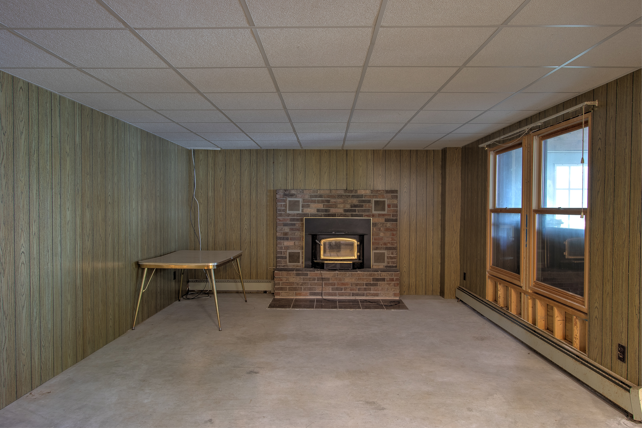 Mora, Minnesota, 55051, United States, 3 Bedrooms Bedrooms, ,3 BathroomsBathrooms,Residential,For Sale,1981190