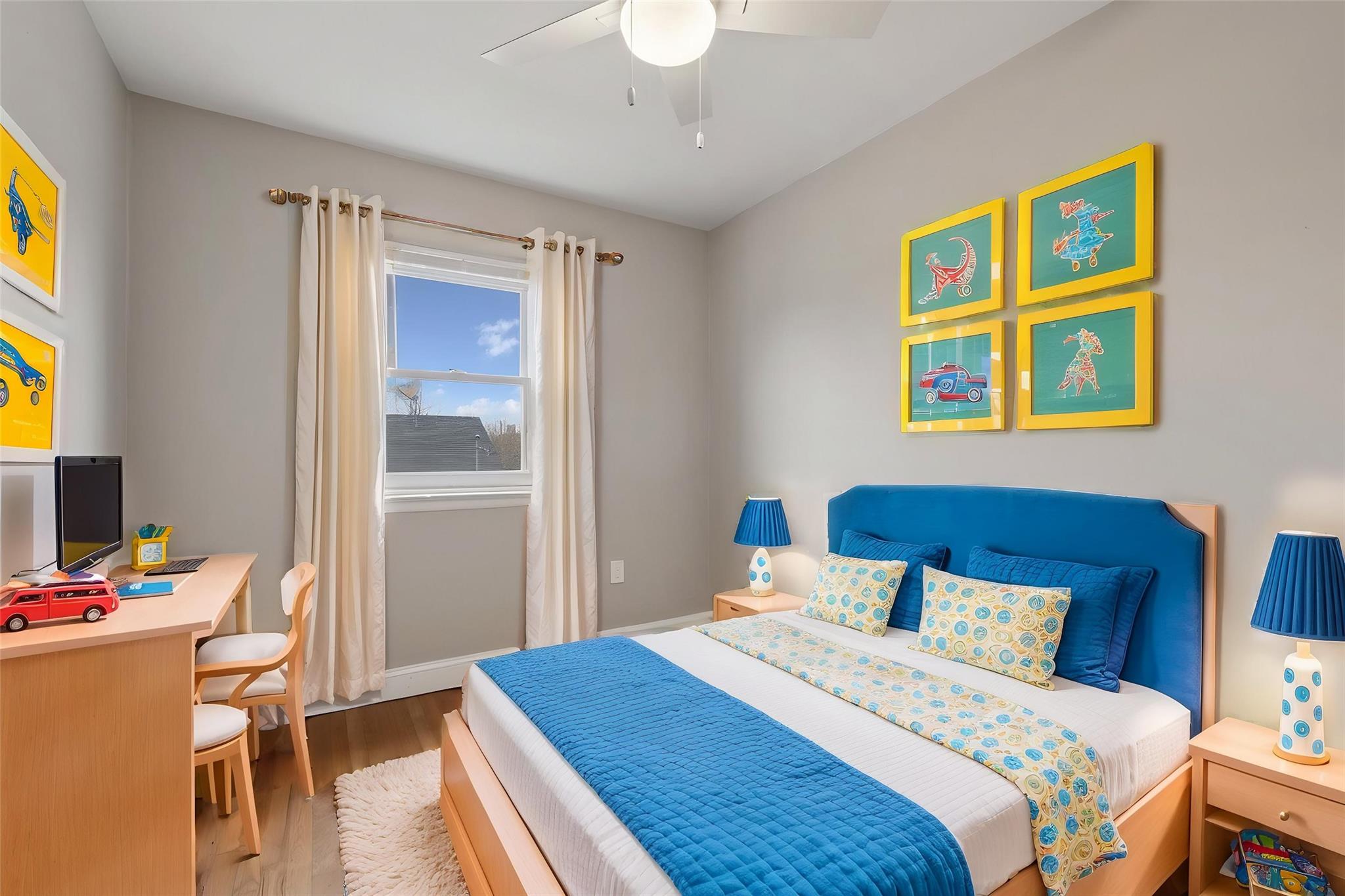 Bronx, New York, 10465, United States, 3 Bedrooms Bedrooms, ,2 BathroomsBathrooms,Residential,For Sale,1818956